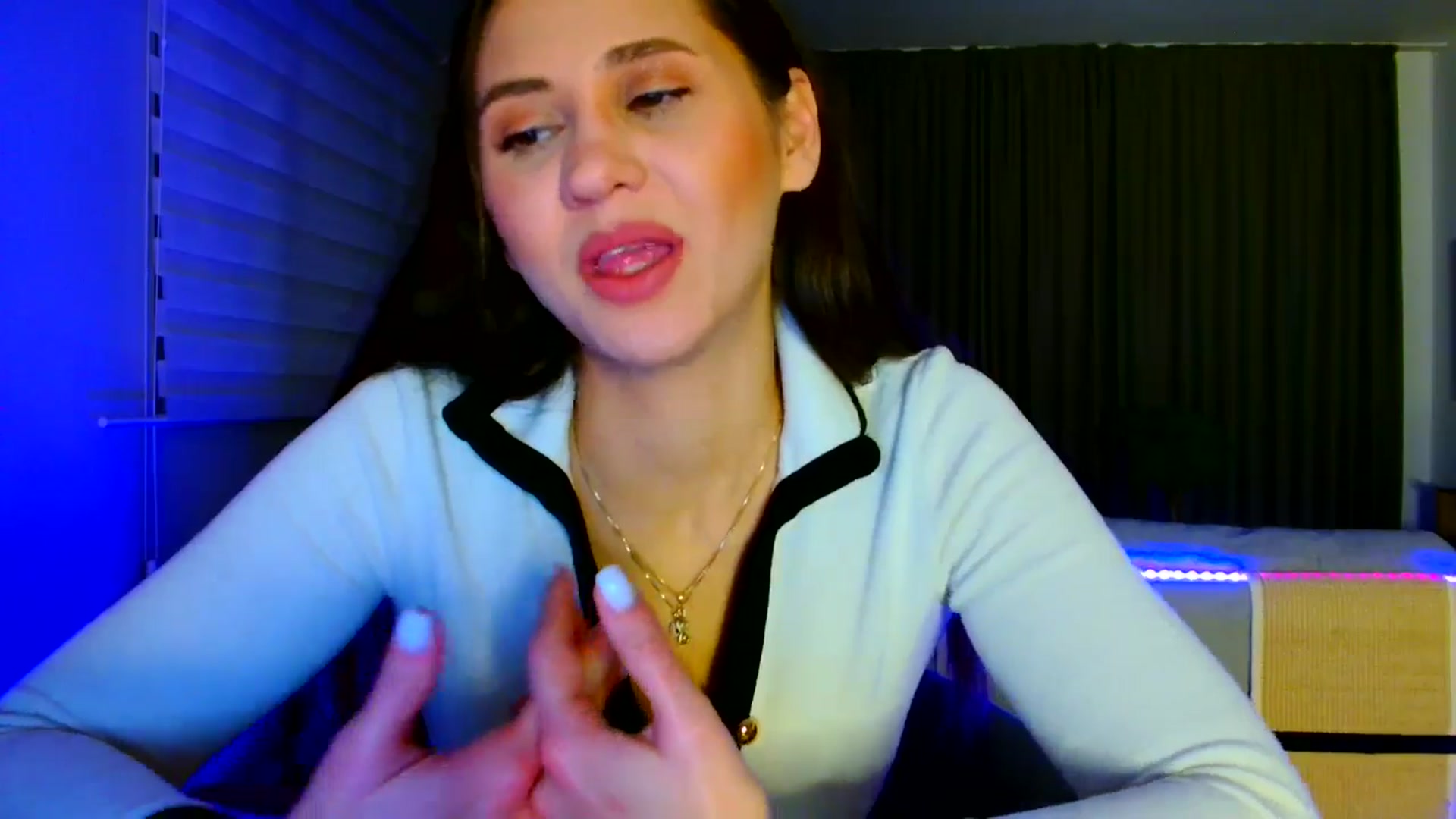 Gallery image thumbnail from Ana_Rose's myfreecams stream on, 02/01/2026, 03:09 image 2 of 20