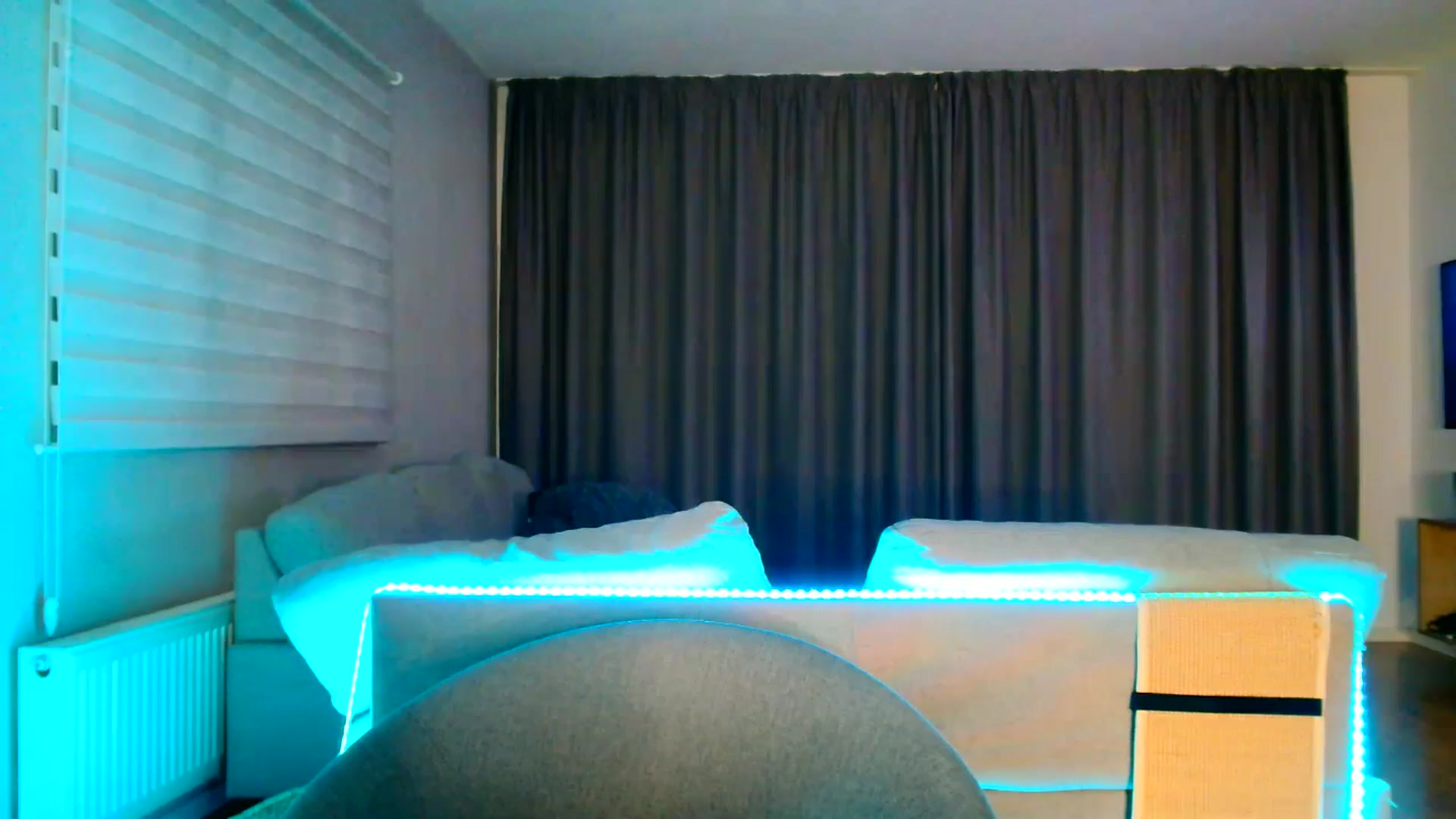 Gallery image thumbnail from Ana_Rose's myfreecams stream on, 03/22/2026, 24:02 image 17 of 20