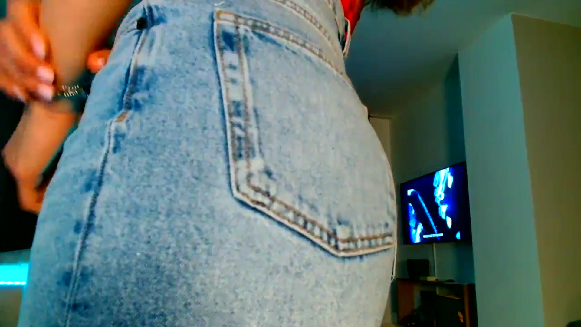 Gallery image thumbnail from Ana_Rose's myfreecams stream on, 03/22/2026, 24:02 image 12 of 20