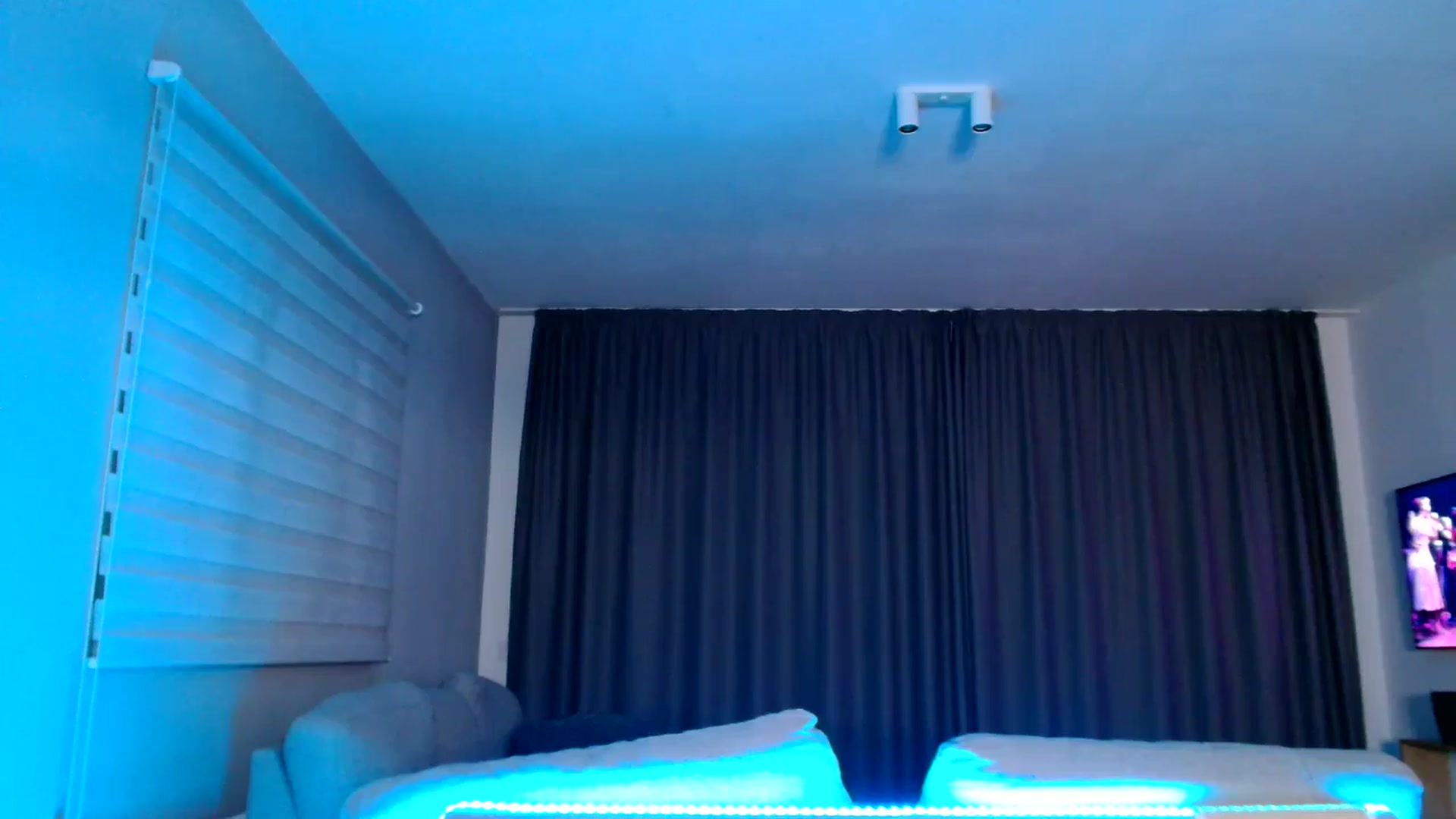 Gallery image thumbnail from Ana_Rose's myfreecams stream on, 03/26/2026, 23:09 image 16 of 20