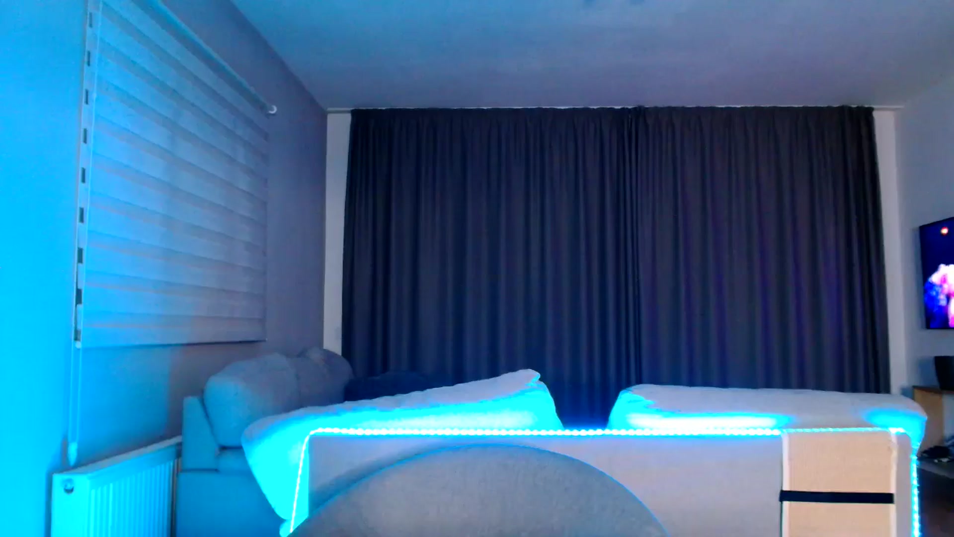 Gallery image thumbnail from Ana_Rose's myfreecams stream on, 03/26/2026, 23:09 image 11 of 20
