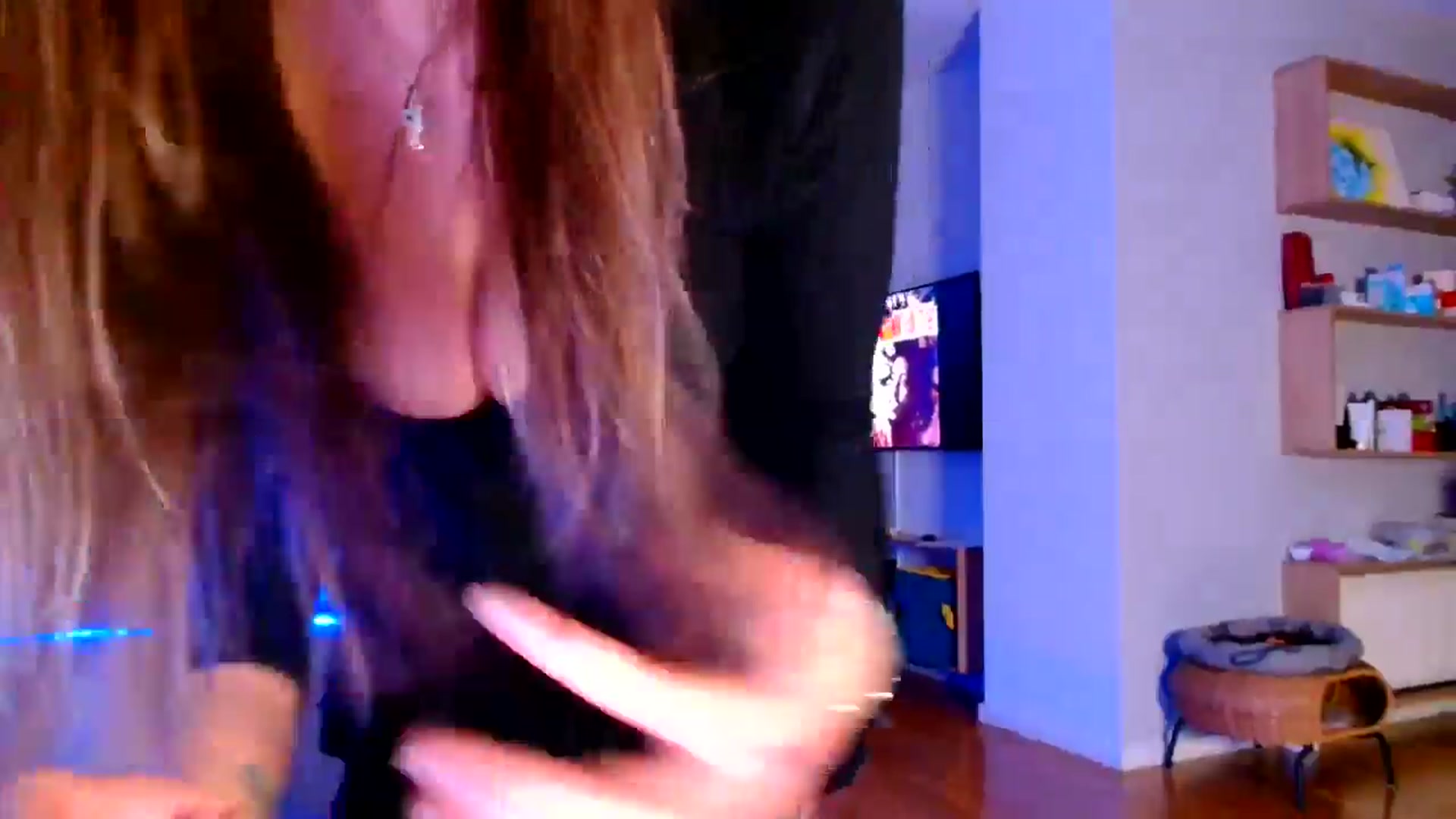 Gallery image thumbnail from Ana_Rose's myfreecams stream on, 03/28/2026, 24:03 image 18 of 20