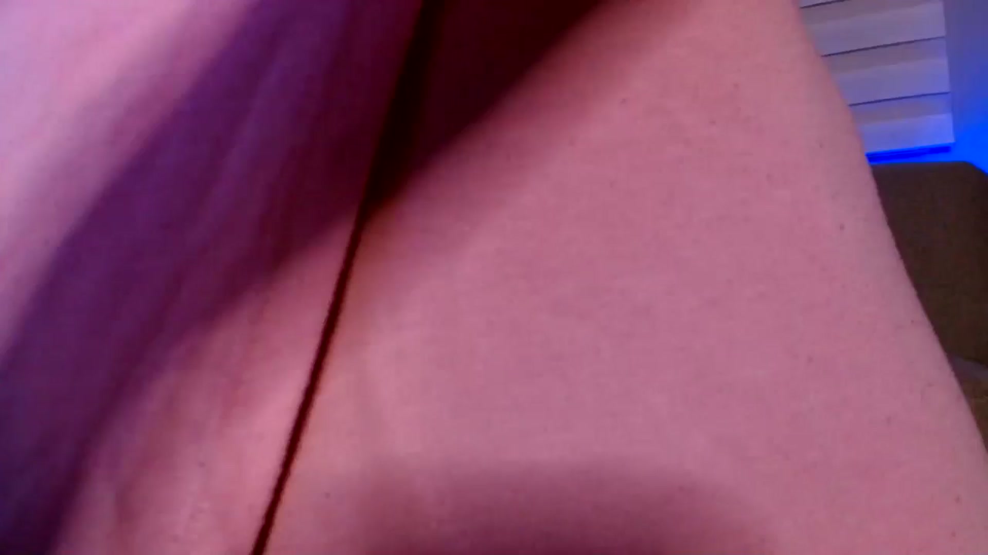Gallery image thumbnail from Ana_Rose's myfreecams stream on, 03/30/2026, 22:15 image 1 of 20