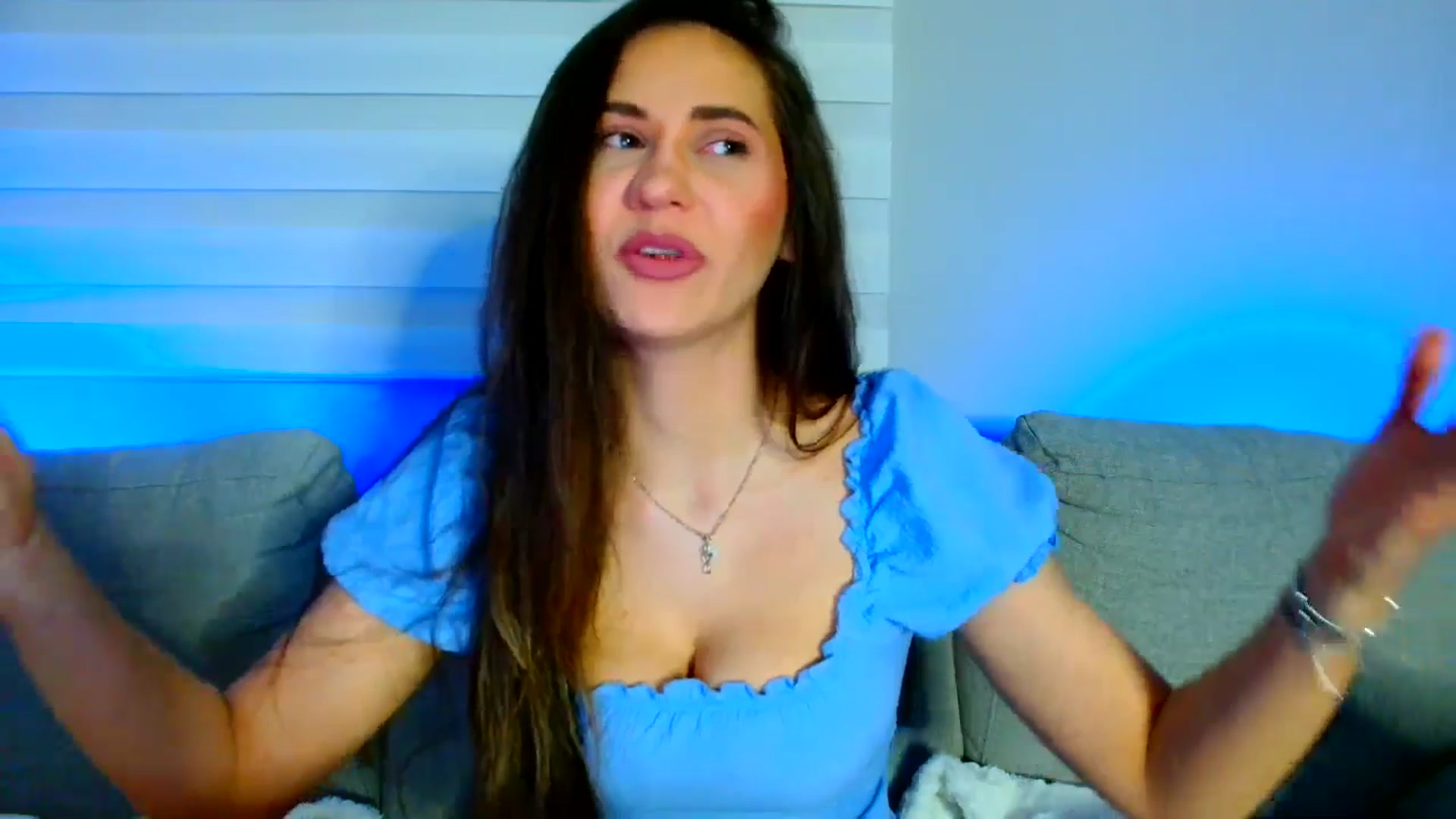 Gallery image thumbnail from Ana_Rose's myfreecams stream on, 04/05/2026, 01:20 image 2 of 20