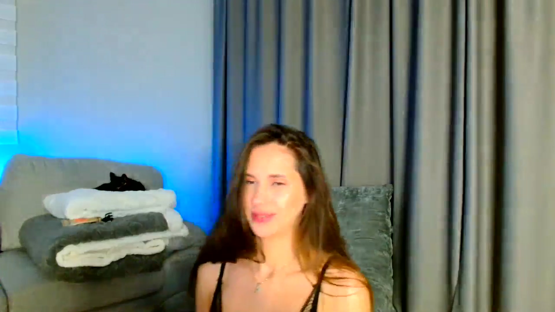 Gallery image thumbnail from Ana_Rose's myfreecams stream on, 05/07/2026, 22:52 image 16 of 20