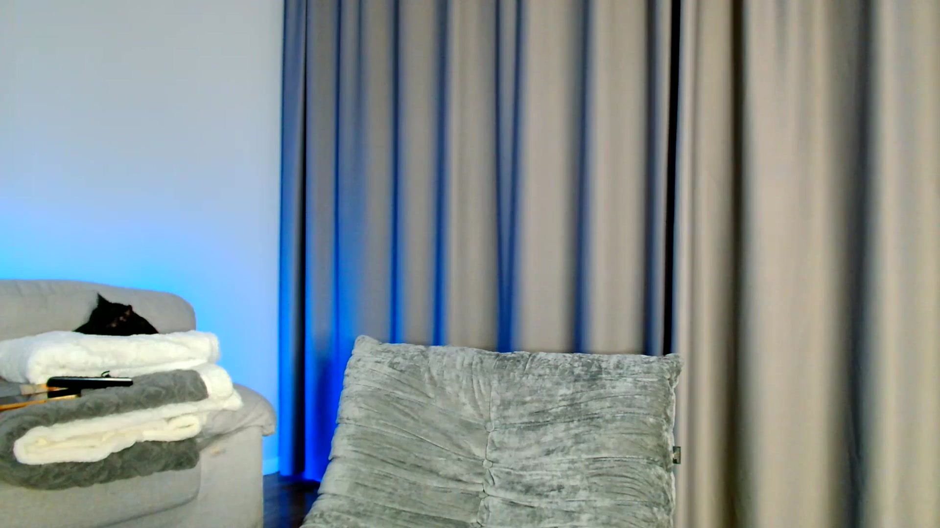 Gallery image thumbnail from Ana_Rose's myfreecams stream on, 05/07/2026, 22:52 image 13 of 20