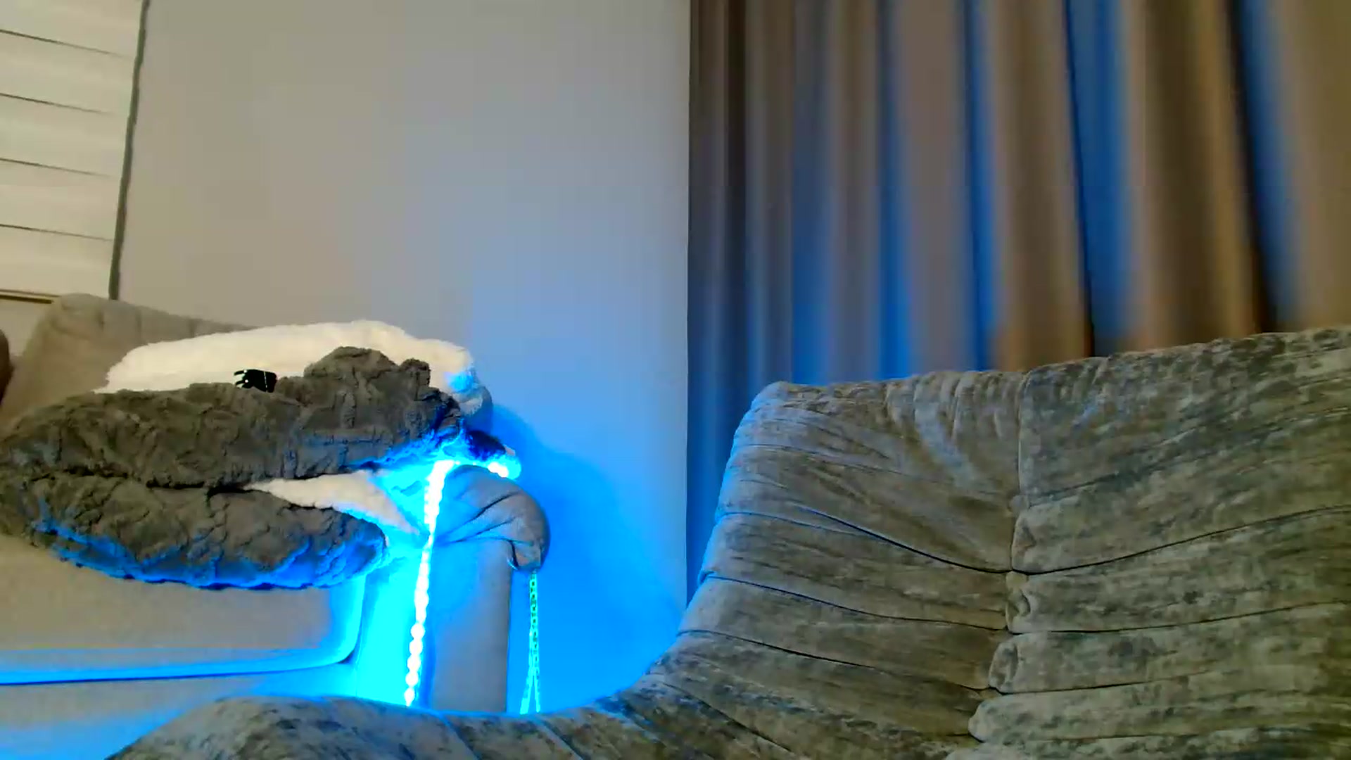 Gallery image thumbnail from Ana_Rose's myfreecams stream on, 05/14/2026, 21:53 image 6 of 20