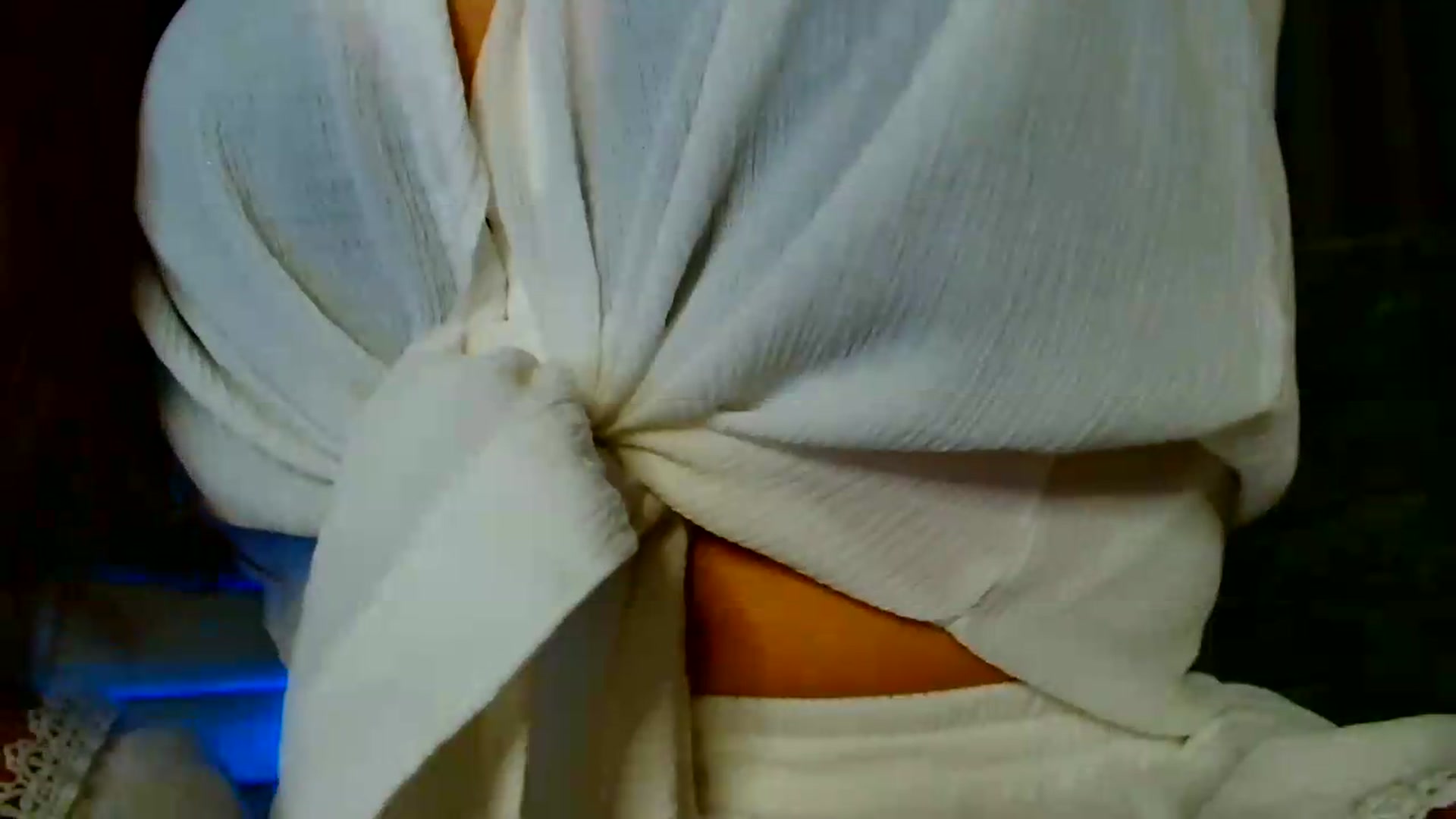 Gallery image thumbnail from Ana_Rose's myfreecams stream on, 05/14/2026, 21:53 image 11 of 20