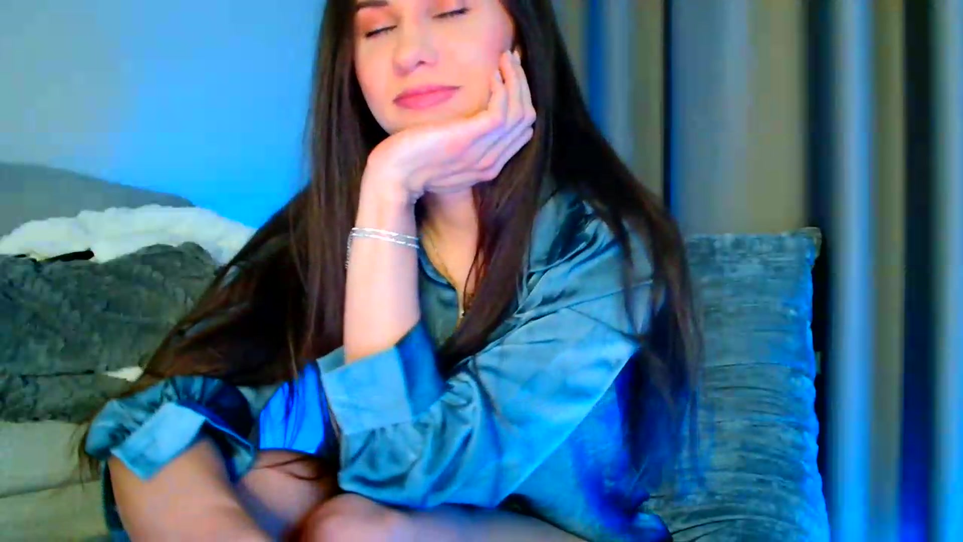 Gallery image thumbnail from Ana_Rose's myfreecams stream on, 05/16/2026, 22:45 image 4 of 20