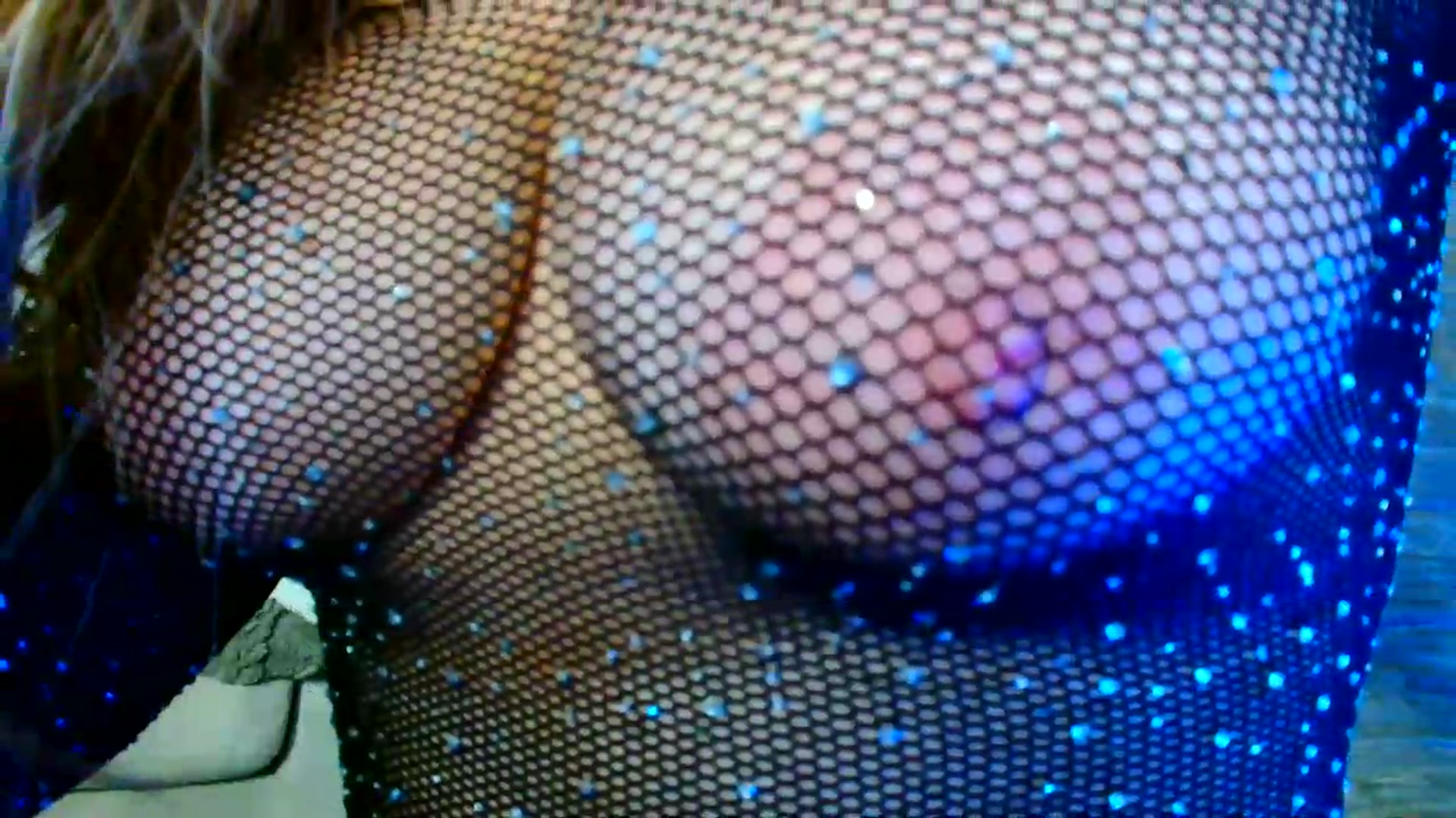 Gallery image thumbnail from Ana_Rose's myfreecams stream on, 05/17/2026, 24:01 image 3 of 20