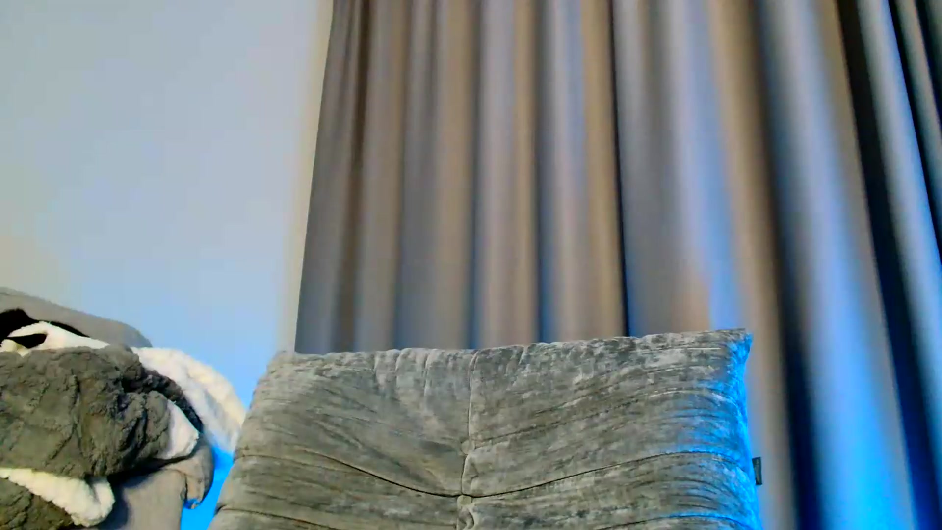 Gallery image thumbnail from Ana_Rose's myfreecams stream on, 05/18/2026, 21:53 image 18 of 20