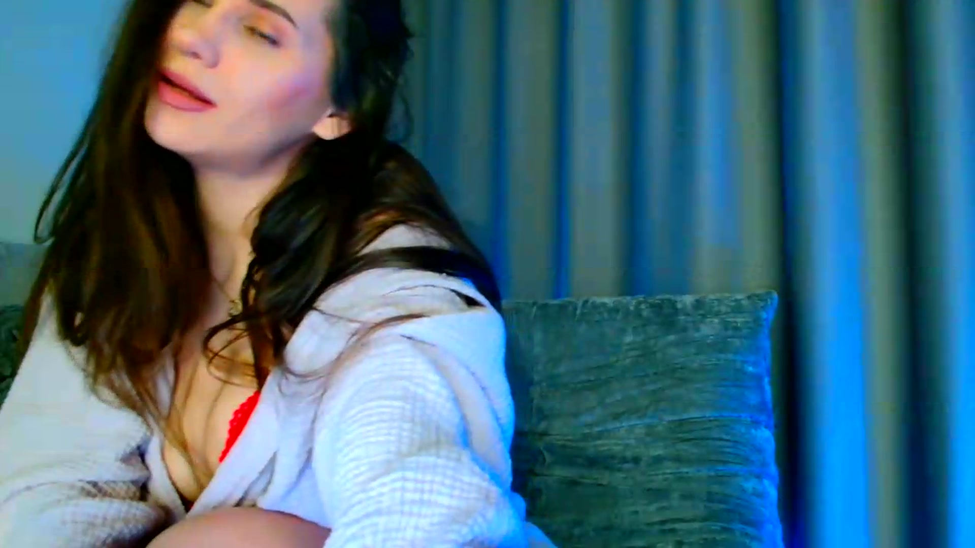 Gallery image thumbnail from Ana_Rose's myfreecams stream on, 05/21/2026, 20:29 image 3 of 20