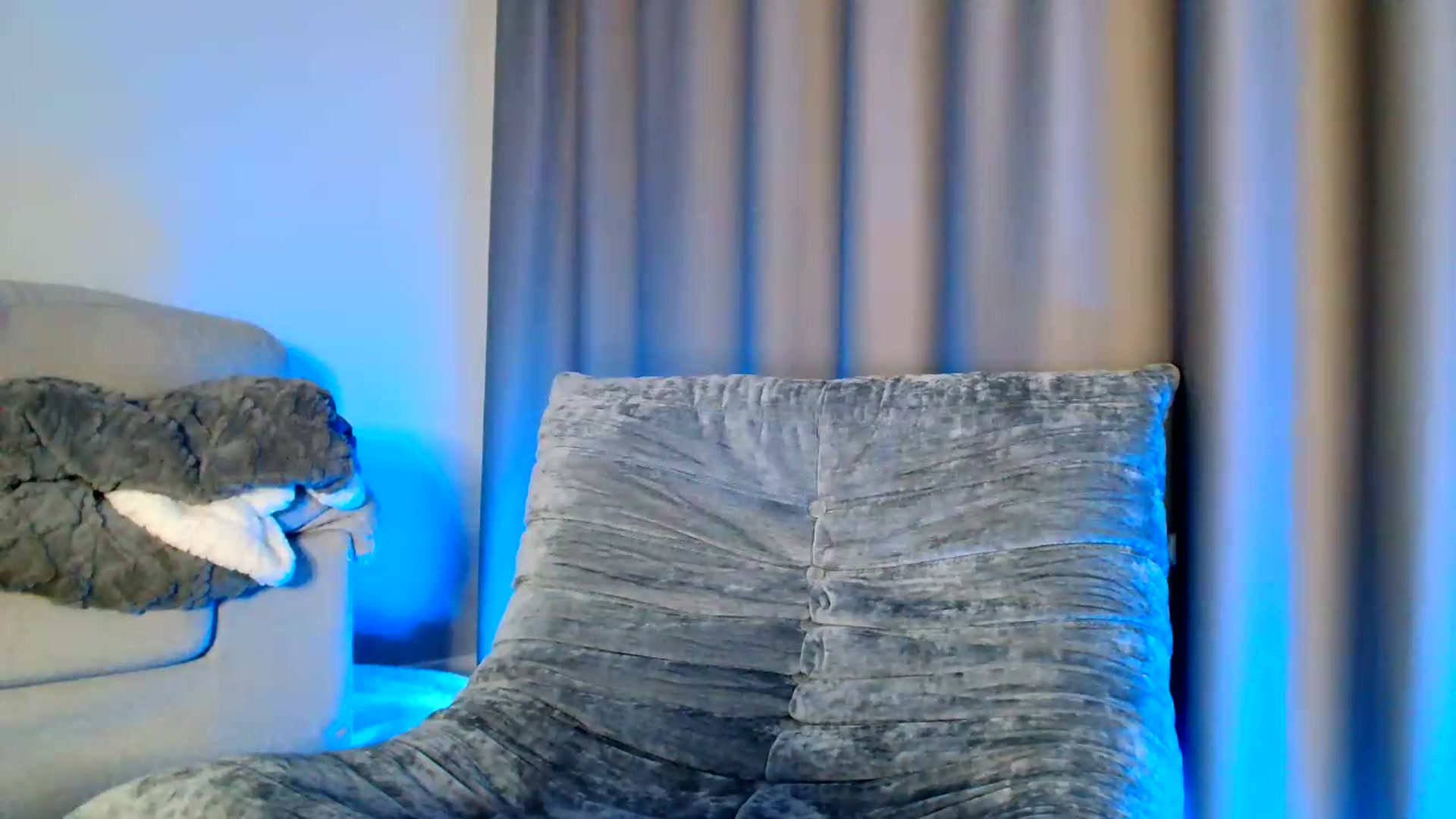 Gallery image thumbnail from Ana_Rose's myfreecams stream on, 05/21/2026, 21:49 image 14 of 20