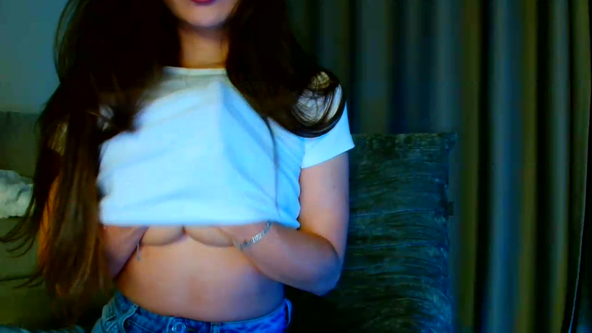 Gallery image thumbnail from Ana_Rose's myfreecams stream on, 05/23/2026, 22:08 image 2 of 20
