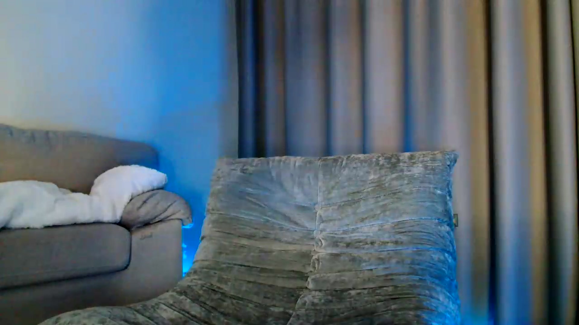 Gallery image thumbnail from Ana_Rose's myfreecams stream on, 05/23/2026, 22:44 image 2 of 20