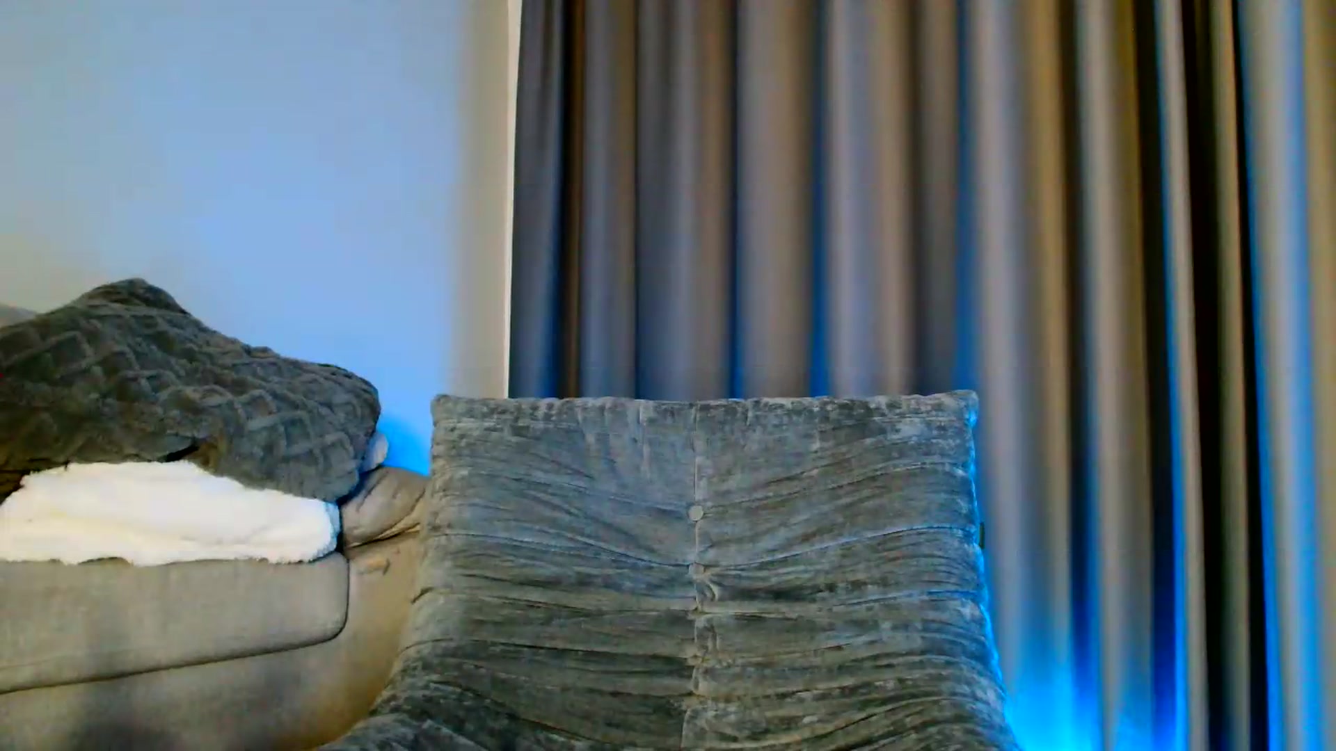 Gallery image thumbnail from Ana_Rose's myfreecams stream on, 05/29/2026, 23:28 image 20 of 20