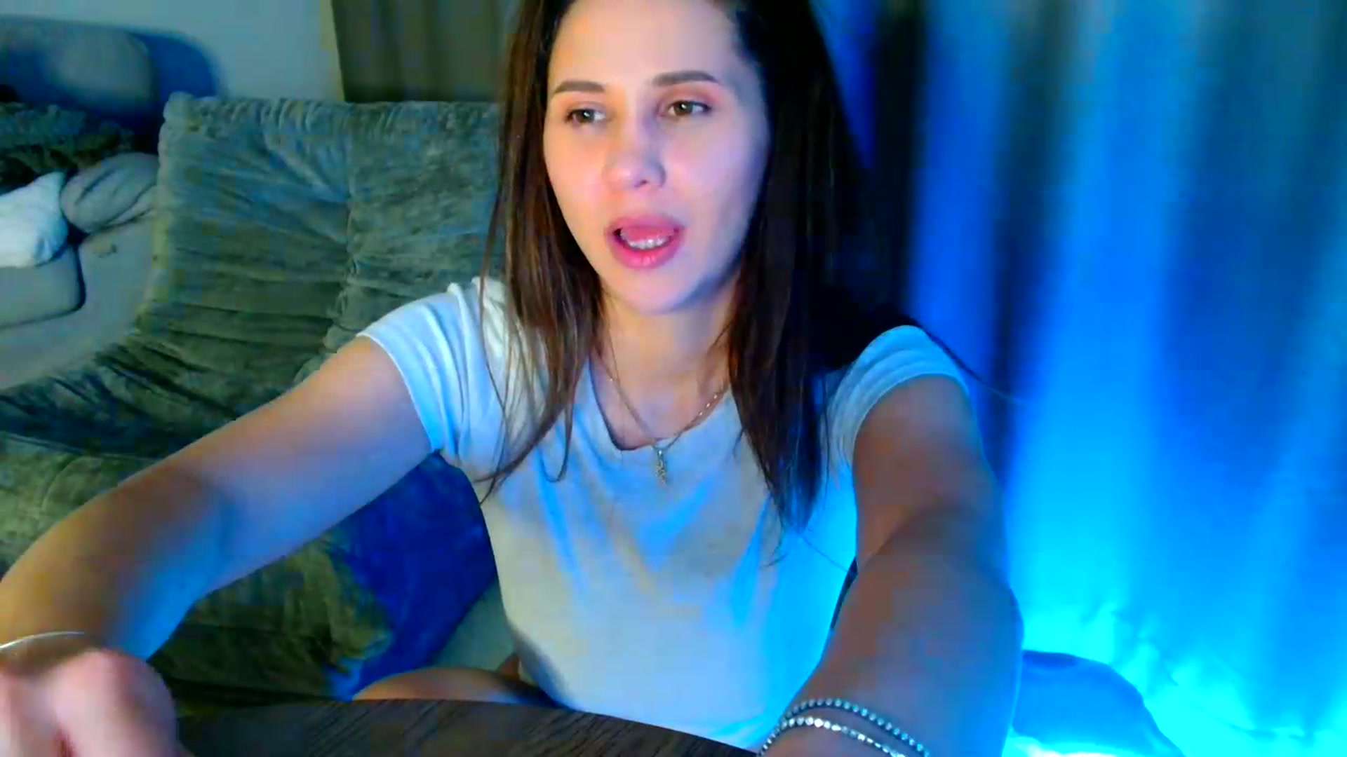 Gallery image thumbnail from Ana_Rose's myfreecams stream on, 06/05/2026, 23:43 image 17 of 20