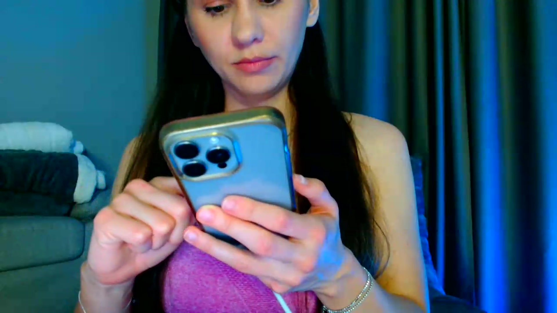 Gallery image thumbnail from Ana_Rose's myfreecams stream on, 06/06/2026, 22:38 image 20 of 20