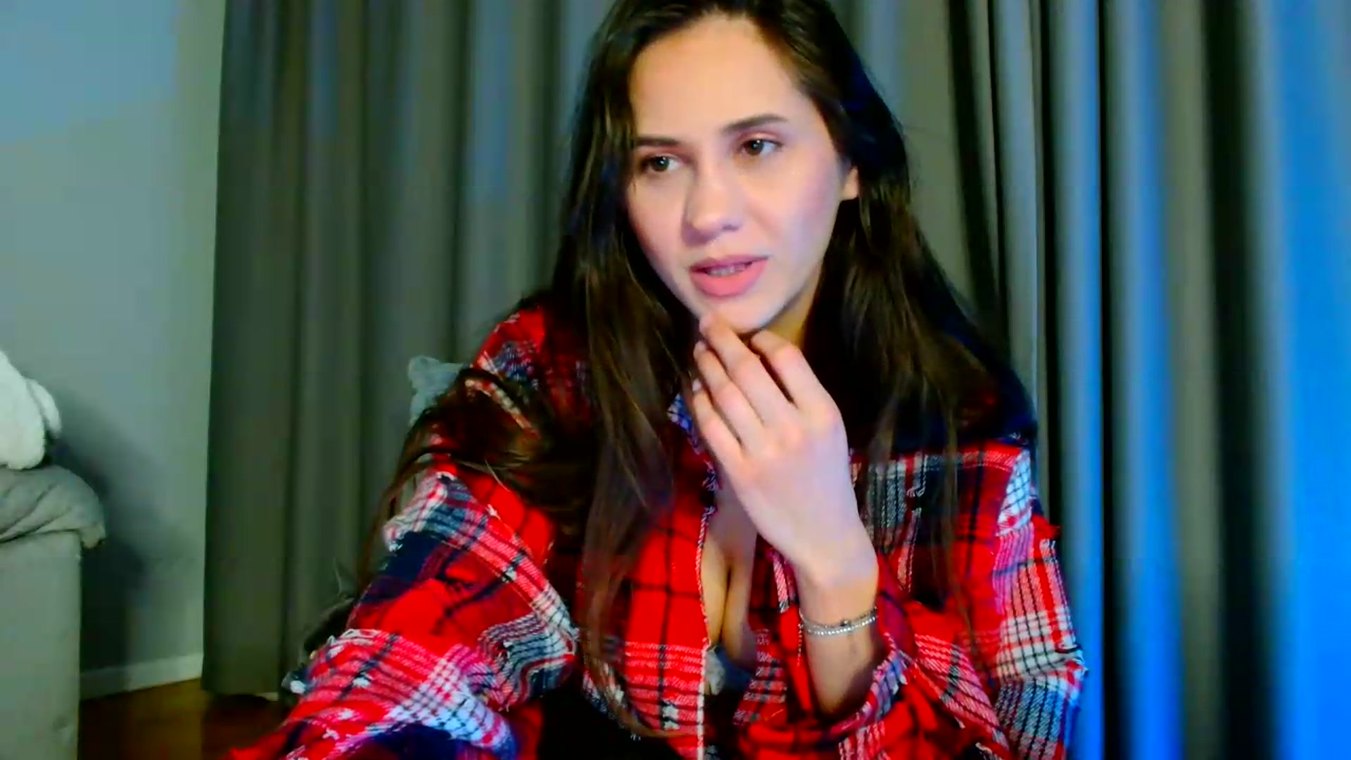 Gallery image thumbnail from Ana_Rose's myfreecams stream on, 06/08/2026, 20:38 image 17 of 20