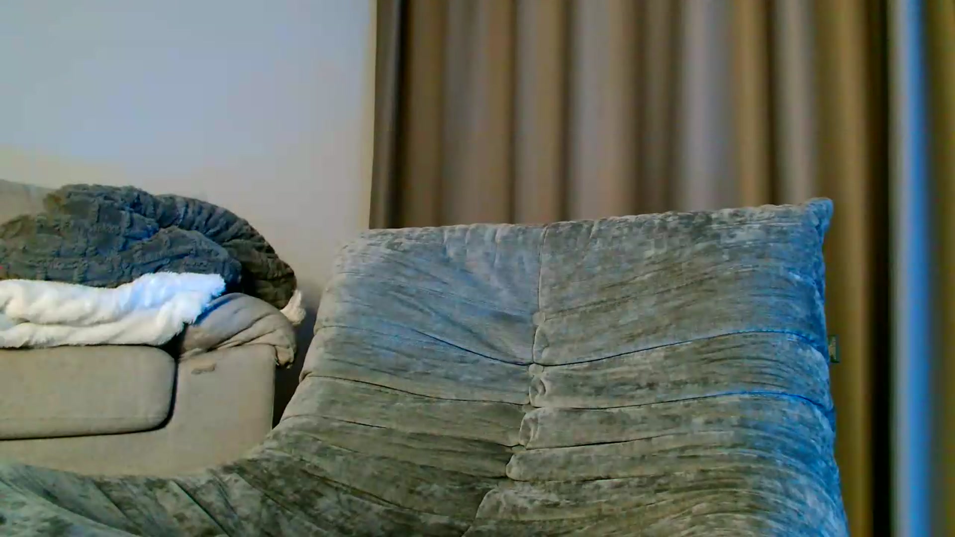 Gallery image thumbnail from Ana_Rose's myfreecams stream on, 06/12/2026, 22:39 image 6 of 20