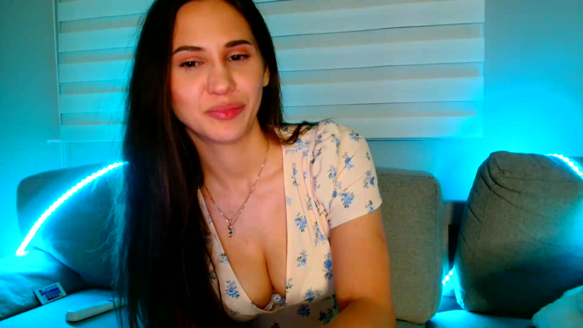 Gallery image thumbnail from Ana_Rose's myfreecams stream on, 06/26/2026, 03:28 image 3 of 20
