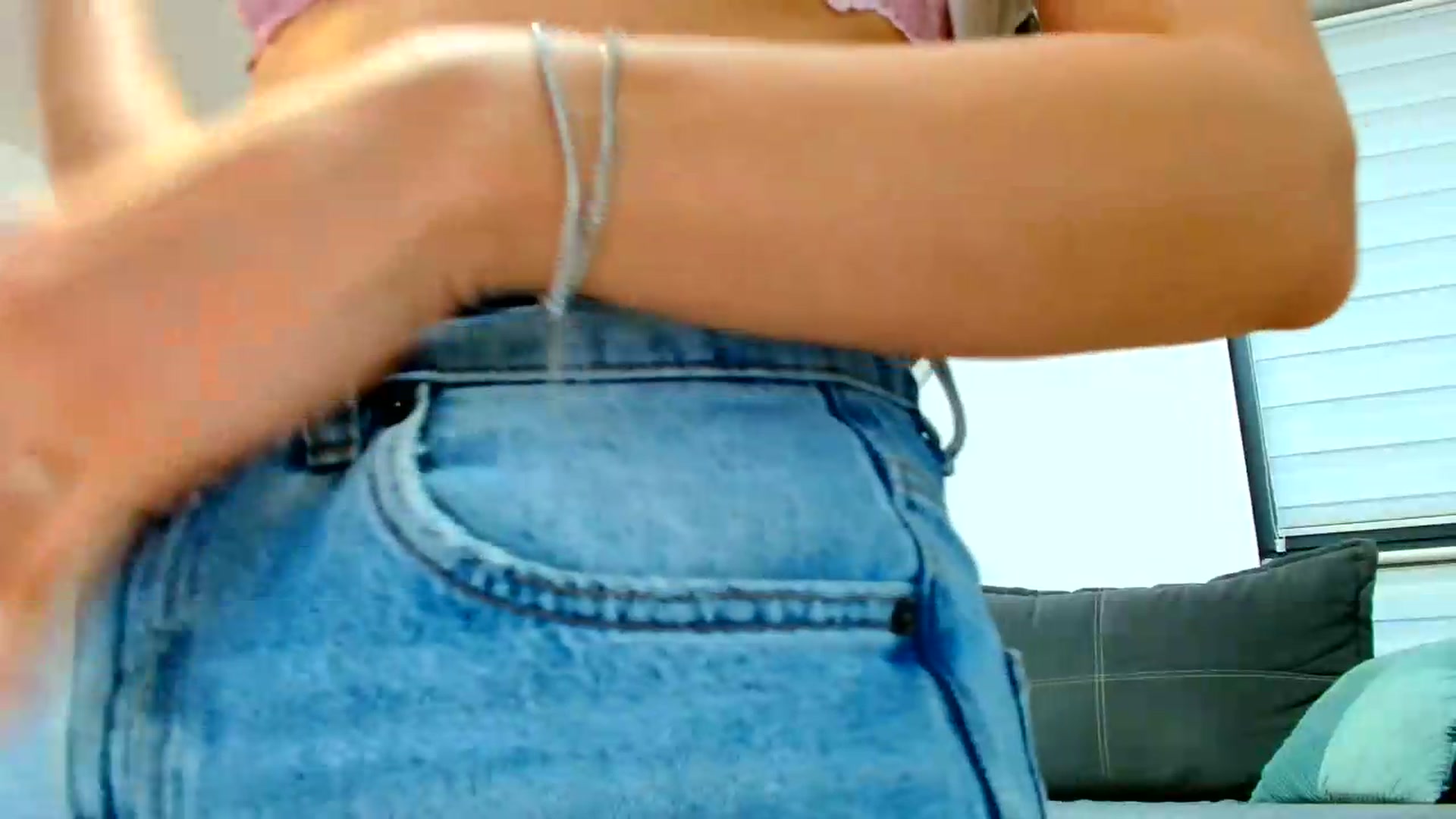 Gallery image thumbnail from Ana_Rose's myfreecams stream on, 07/04/2026, 03:21 image 2 of 20