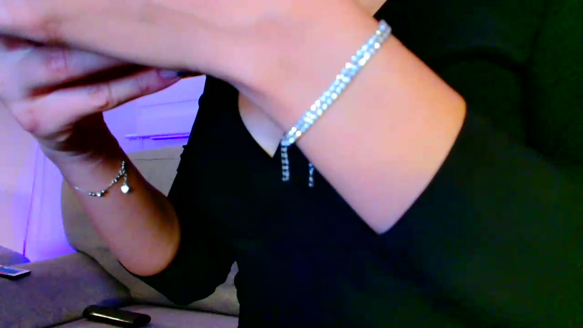 Gallery image thumbnail from Ana_Rose's myfreecams stream on, 07/05/2026, 24:04 image 13 of 20