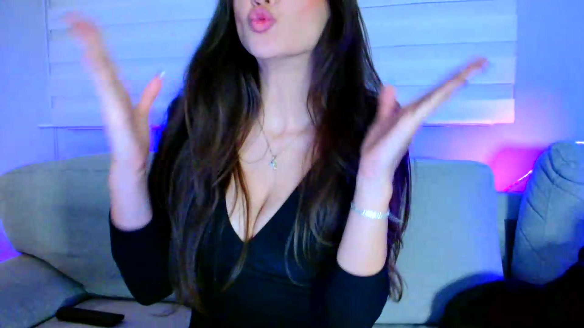 Gallery image thumbnail from Ana_Rose's myfreecams stream on, 07/05/2026, 24:04 image 18 of 20