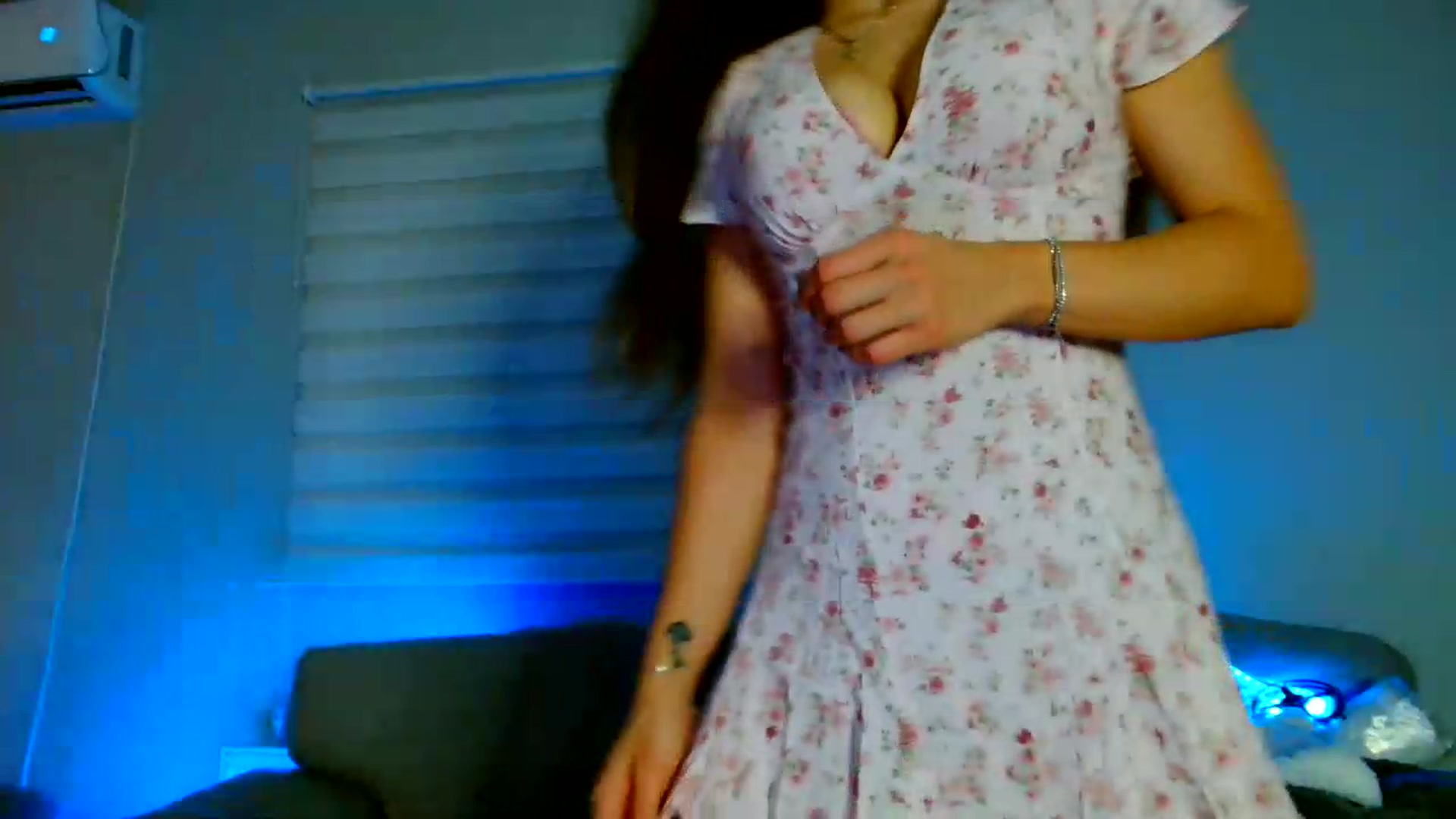 Gallery image thumbnail from Ana_Rose's myfreecams stream on, 07/07/2026, 20:52 image 8 of 20