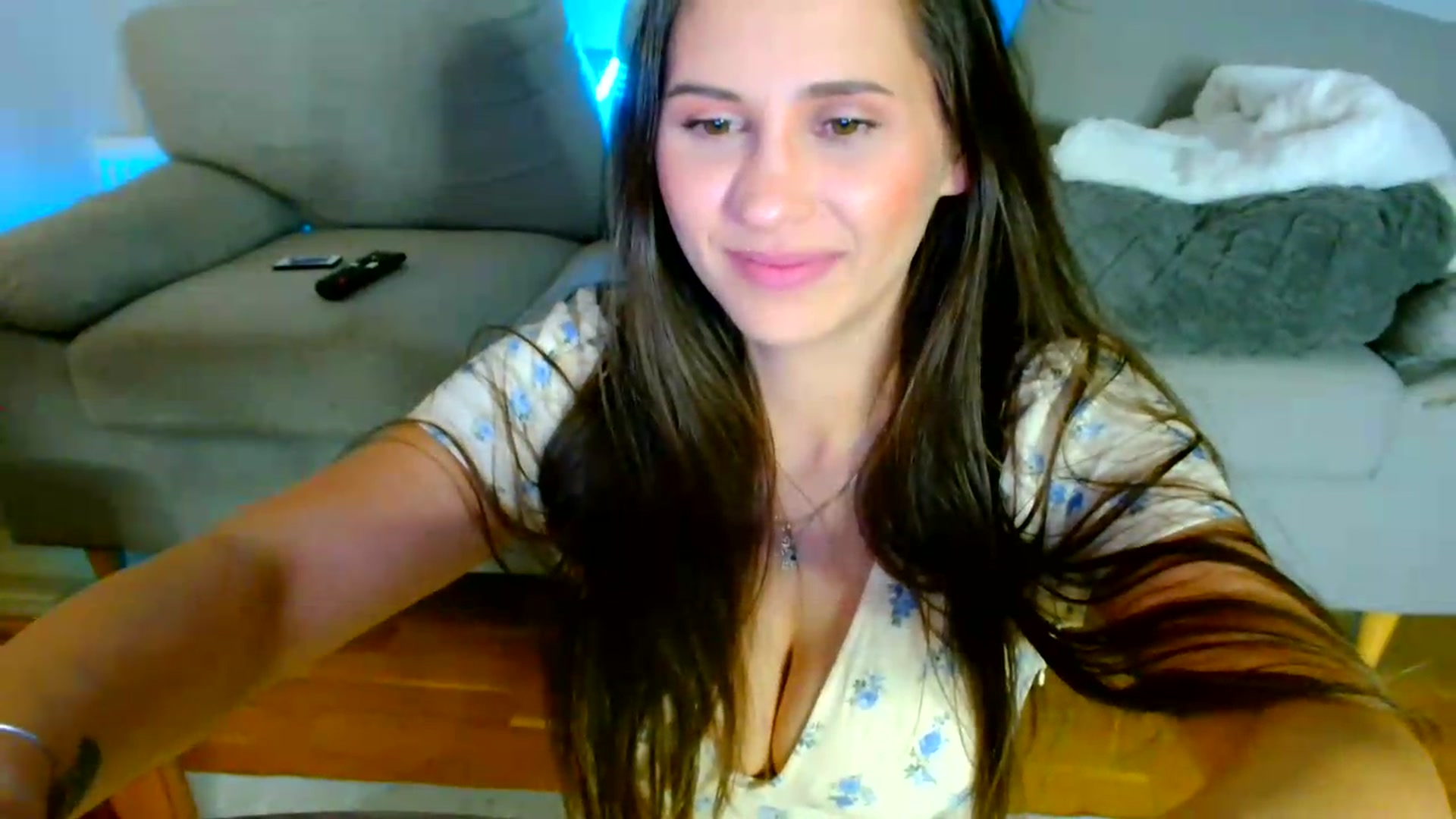 Gallery image thumbnail from Ana_Rose's myfreecams stream on, 08/02/2026, 22:44 image 13 of 20