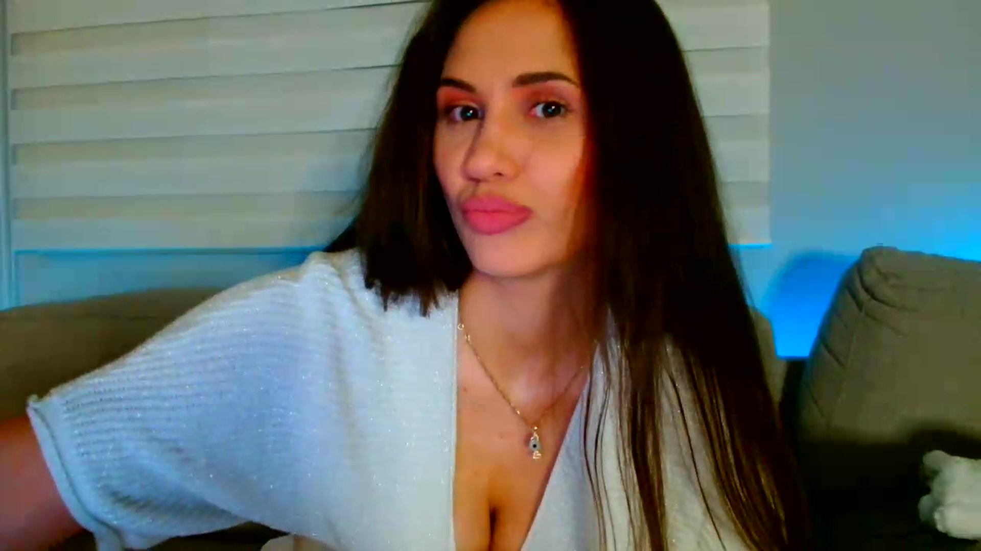 Gallery image thumbnail from Ana_Rose's myfreecams stream on, 08/07/2026, 23:32 image 4 of 20