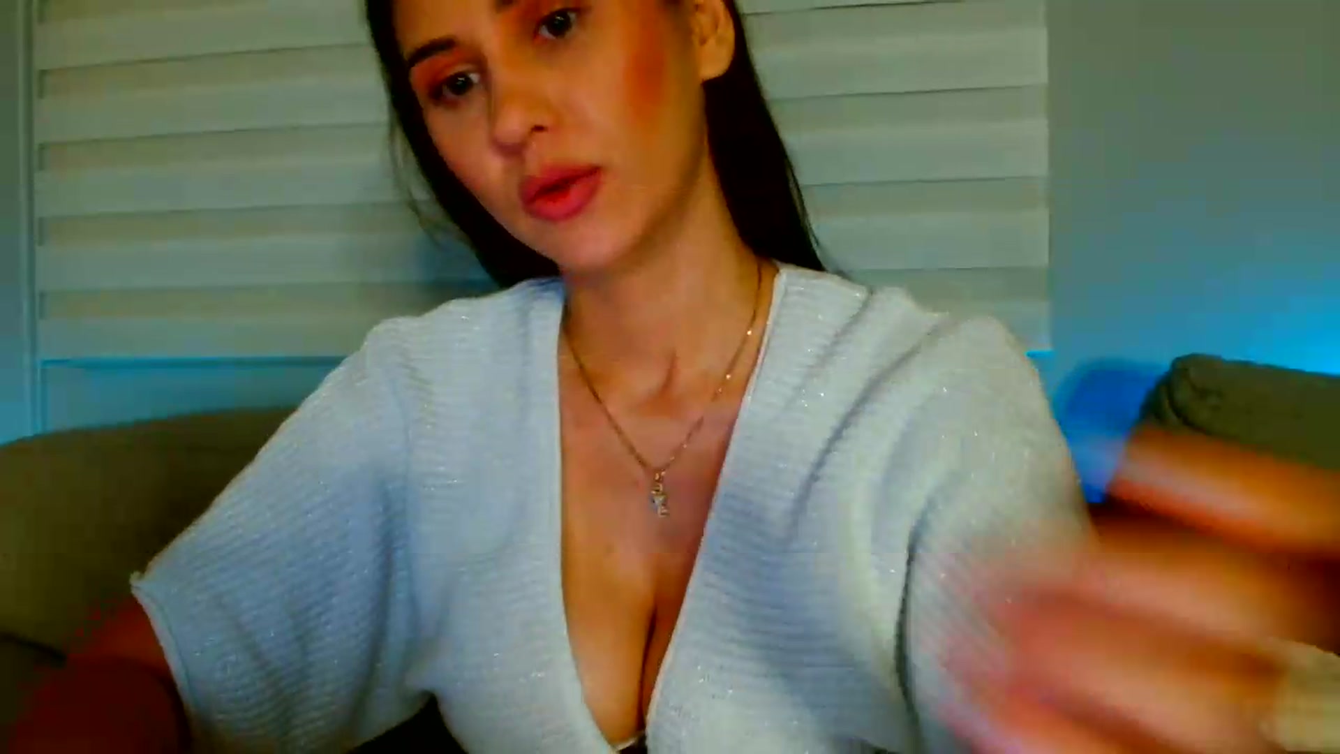 Gallery image thumbnail from Ana_Rose's myfreecams stream on, 08/07/2026, 23:32 image 13 of 20