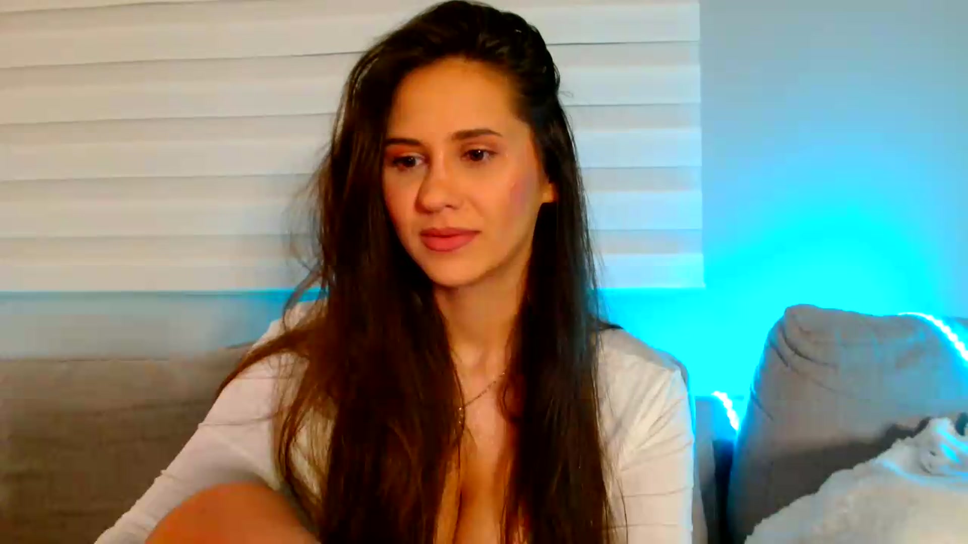 Gallery image thumbnail from Ana_Rose's myfreecams stream on, 08/09/2026, 20:32 image 11 of 20