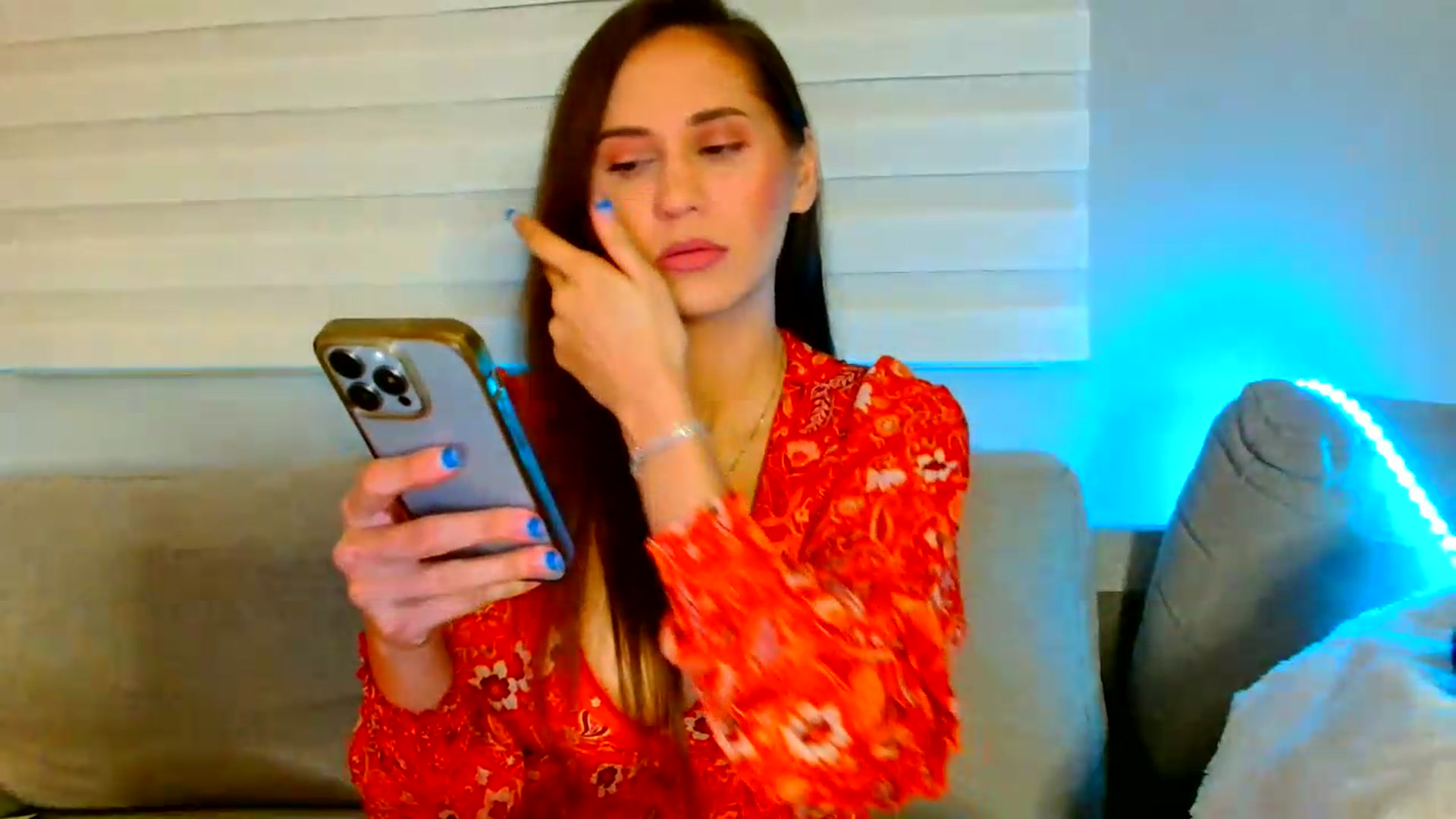 Gallery image thumbnail from Ana_Rose's myfreecams stream on, 08/15/2026, 24:04 image 4 of 20