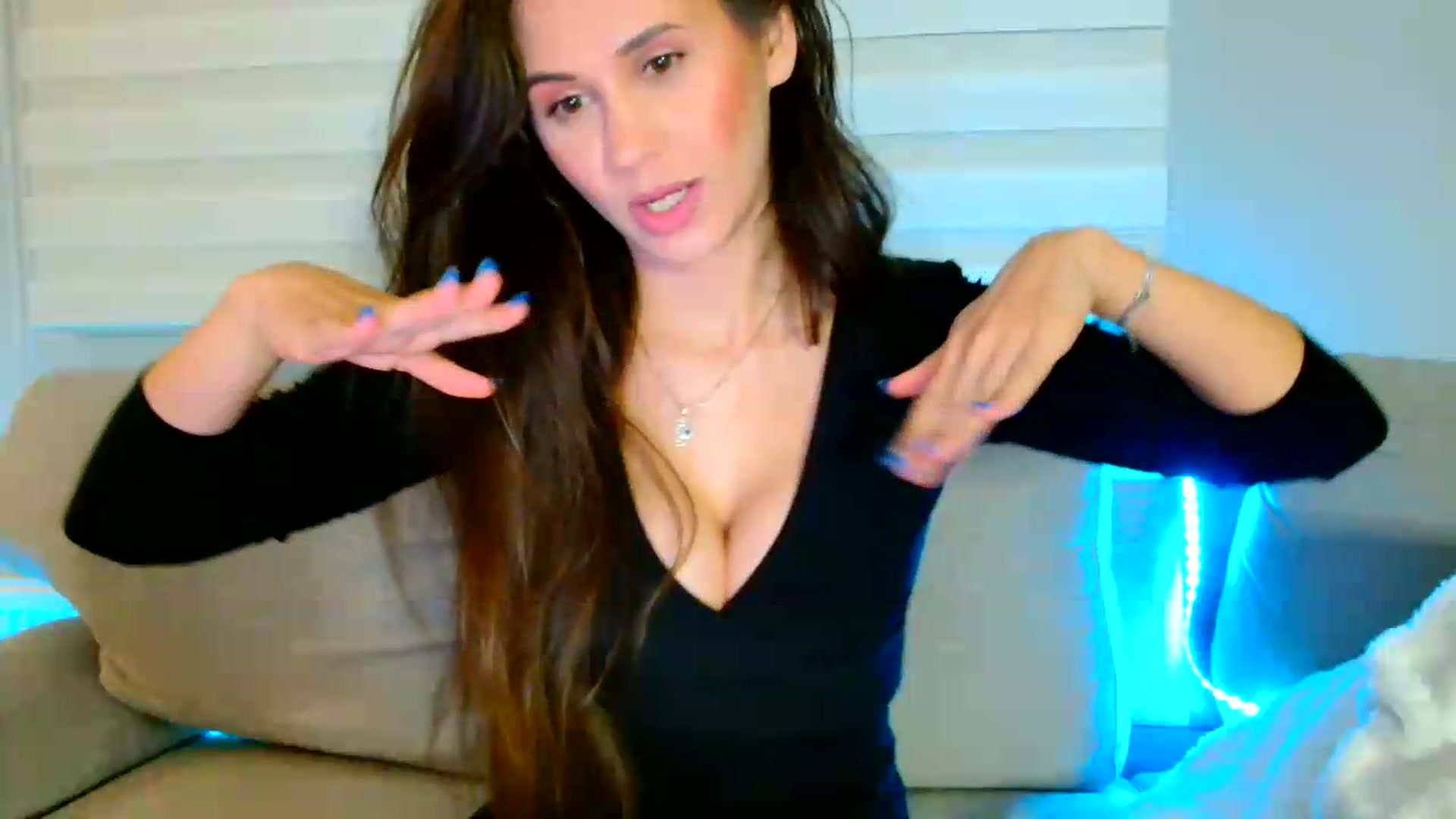 Gallery image thumbnail from Ana_Rose's myfreecams stream on, 08/16/2026, 21:06 image 2 of 20