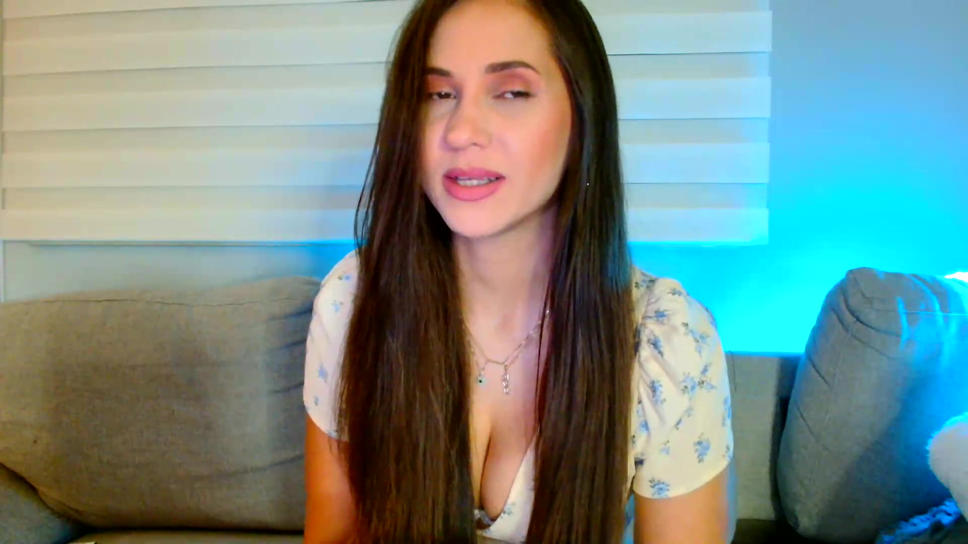 Gallery image thumbnail from Ana_Rose's myfreecams stream on, 08/21/2026, 21:34 image 15 of 20