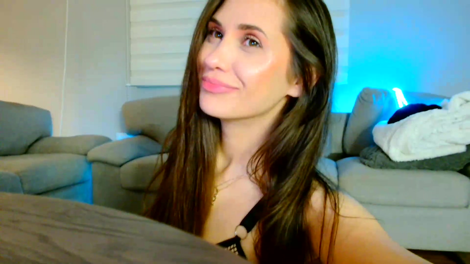 Gallery image thumbnail from Ana_Rose's myfreecams stream on, 08/21/2026, 23:36 image 6 of 20
