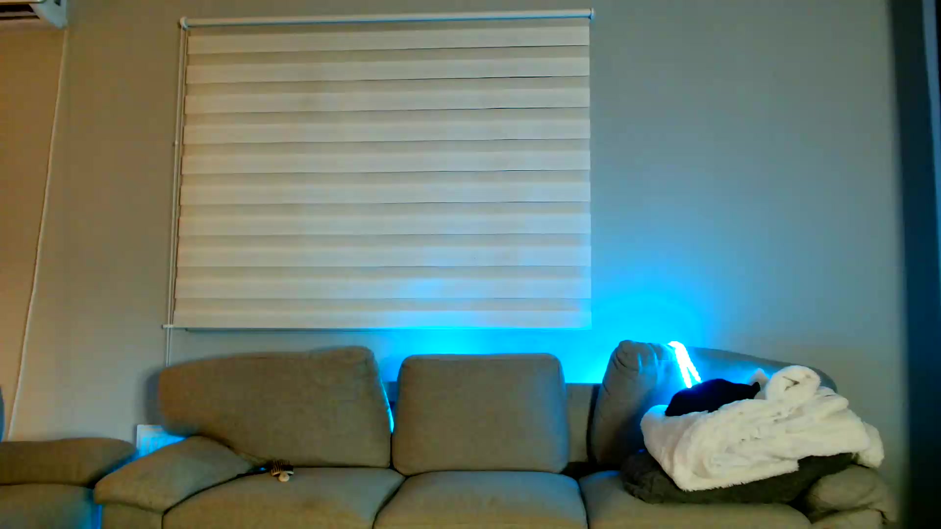 Gallery image thumbnail from Ana_Rose's myfreecams stream on, 08/21/2026, 23:36 image 15 of 20