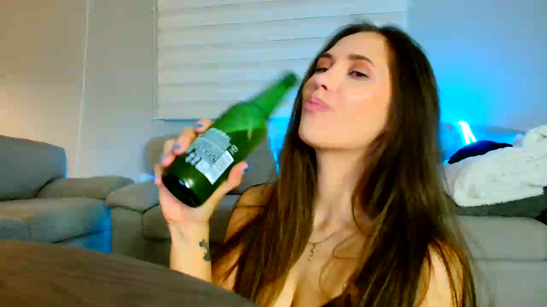 Gallery image thumbnail from Ana_Rose's myfreecams stream on, 08/22/2026, 24:00 image 5 of 20