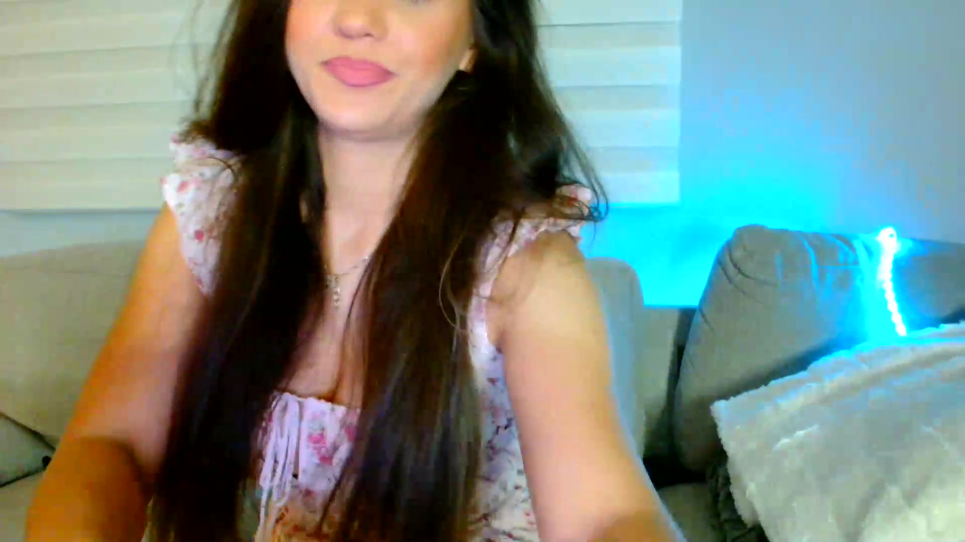Gallery image thumbnail from Ana_Rose's myfreecams stream on, 08/28/2026, 21:39 image 15 of 20