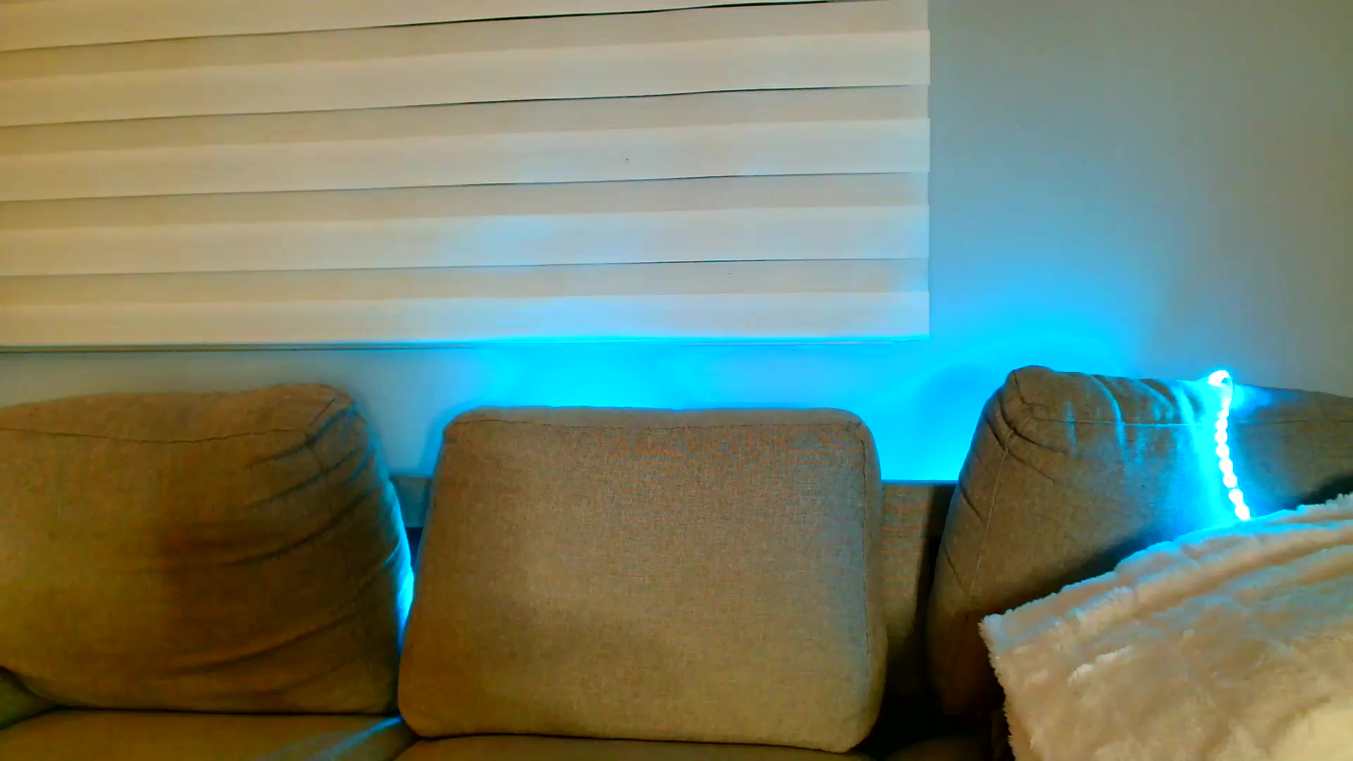 Gallery image thumbnail from Ana_Rose's myfreecams stream on, 08/28/2026, 21:39 image 19 of 20