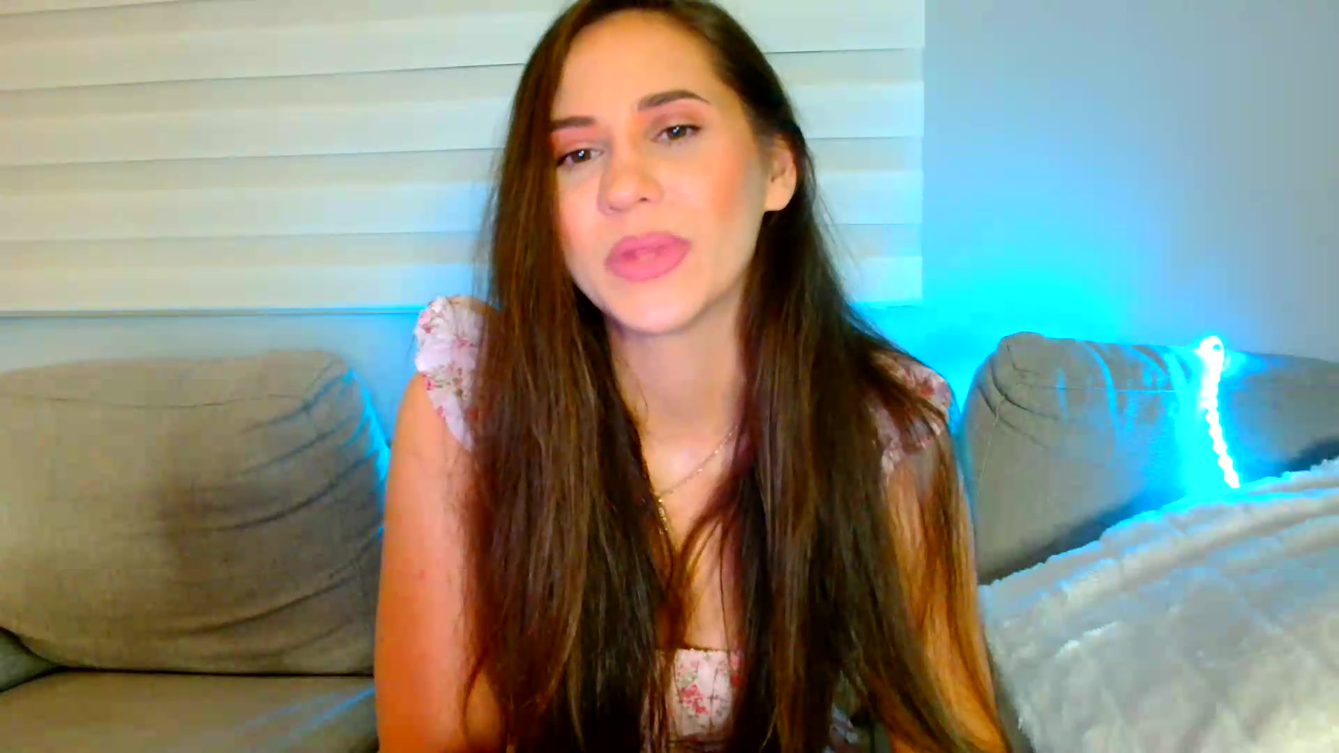 Gallery image thumbnail from Ana_Rose's myfreecams stream on, 08/28/2026, 21:39 image 17 of 20