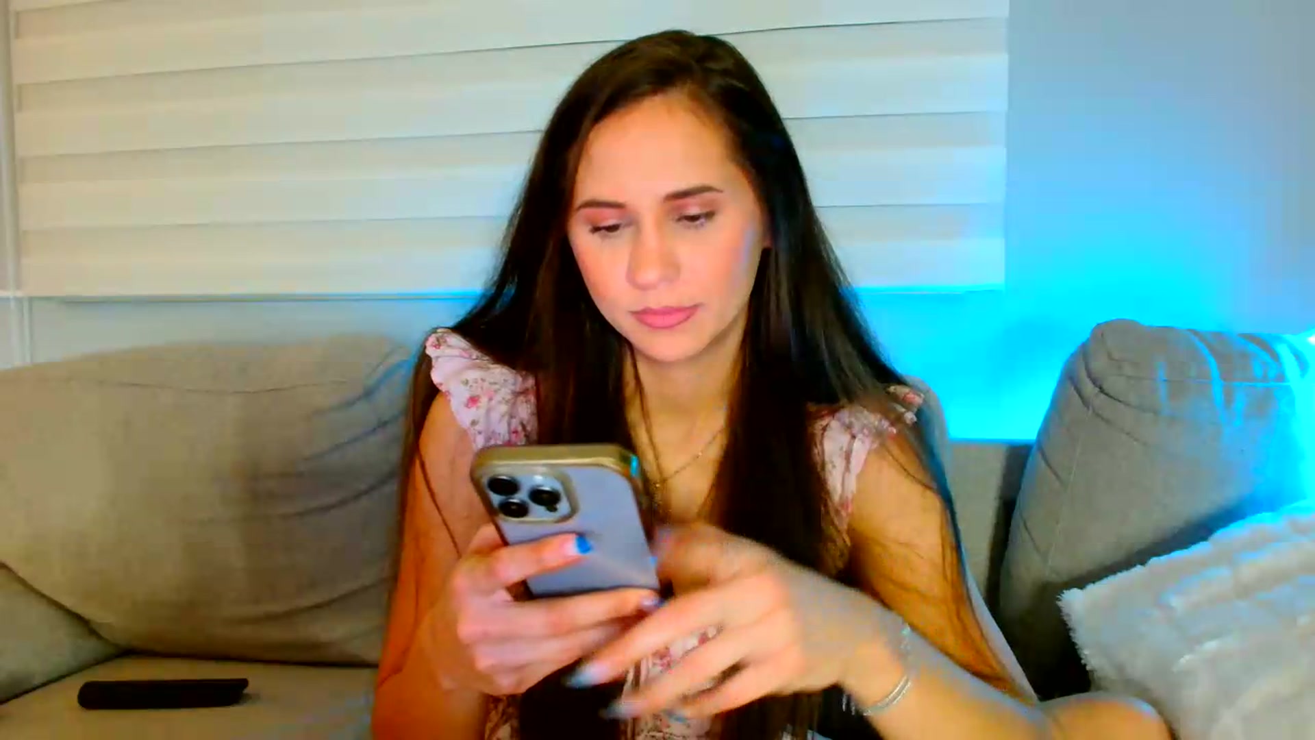 Gallery image thumbnail from Ana_Rose's myfreecams stream on, 08/28/2026, 22:11 image 3 of 20