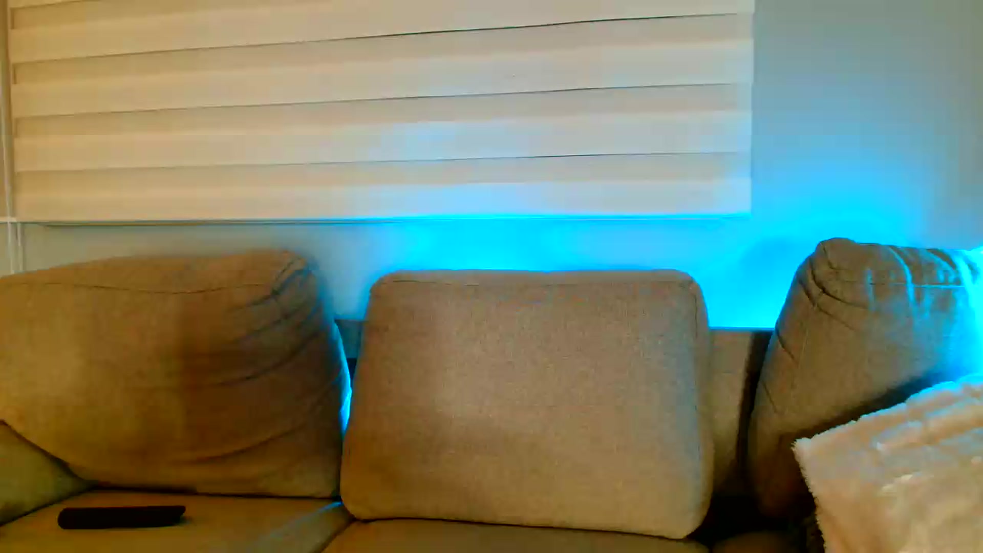 Gallery image thumbnail from Ana_Rose's myfreecams stream on, 08/28/2026, 22:11 image 4 of 20
