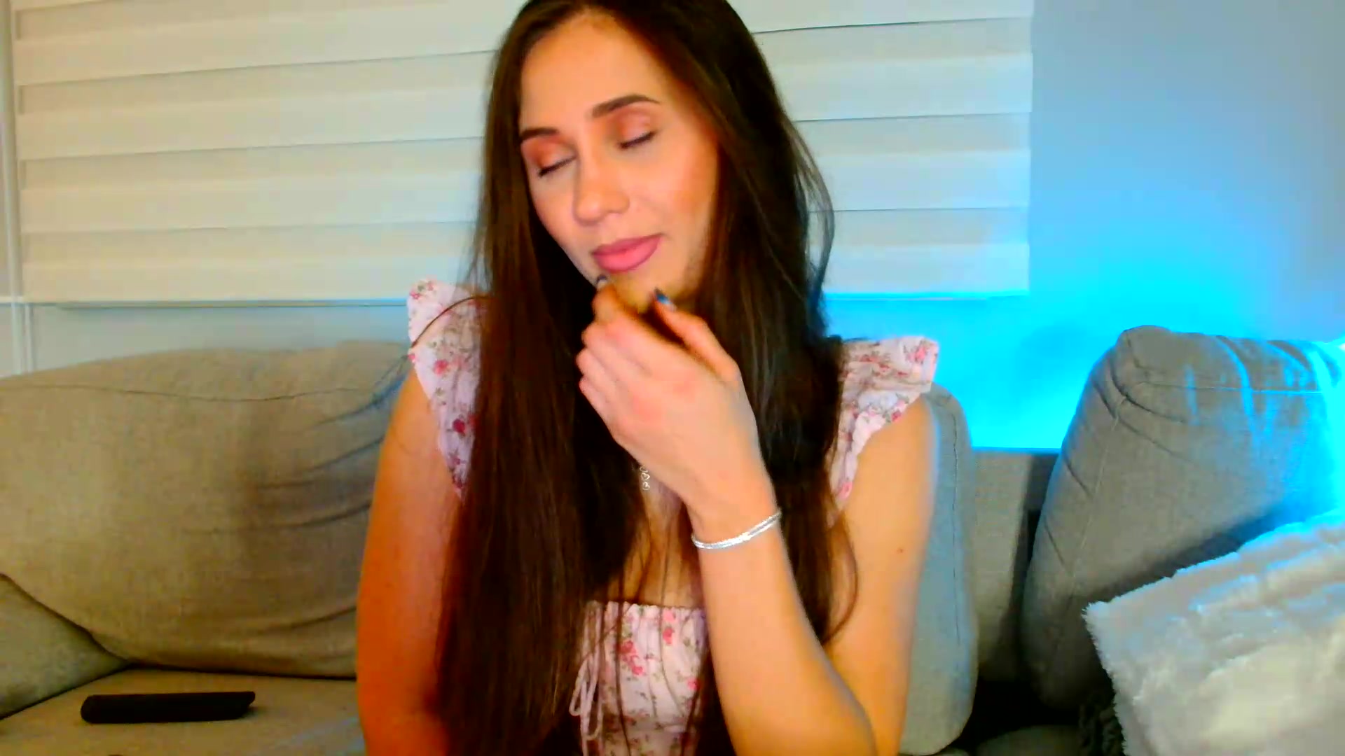 Gallery image thumbnail from Ana_Rose's myfreecams stream on, 08/28/2026, 22:11 image 11 of 20