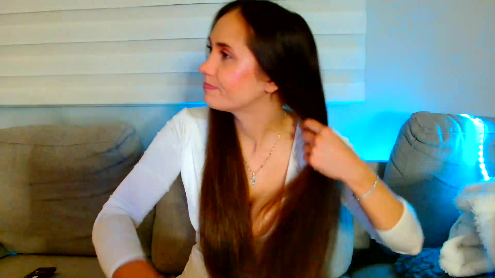 Gallery image thumbnail from Ana_Rose's myfreecams stream on, 09/04/2026, 22:01 image 15 of 20