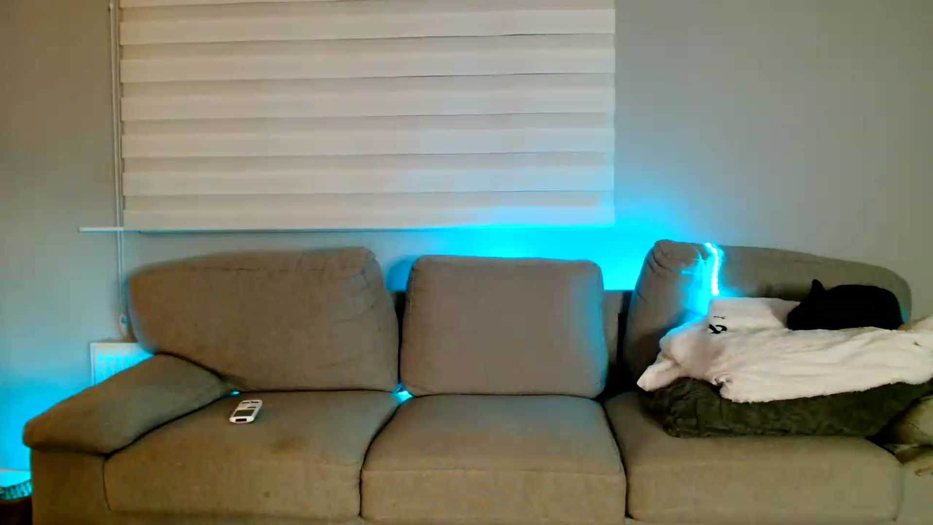 Gallery image thumbnail from Ana_Rose's myfreecams stream on, 09/12/2026, 24:00 image 8 of 20