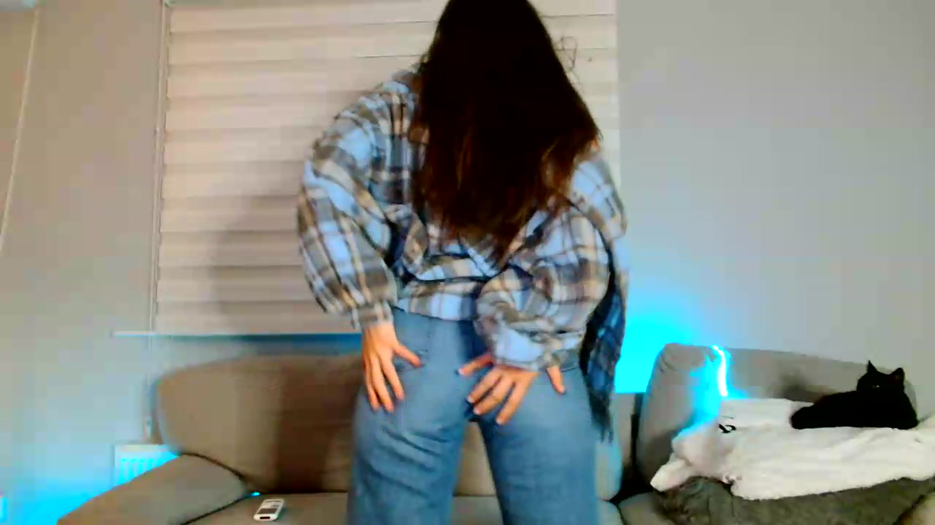 Gallery image thumbnail from Ana_Rose's myfreecams stream on, 09/12/2026, 24:00 image 2 of 20