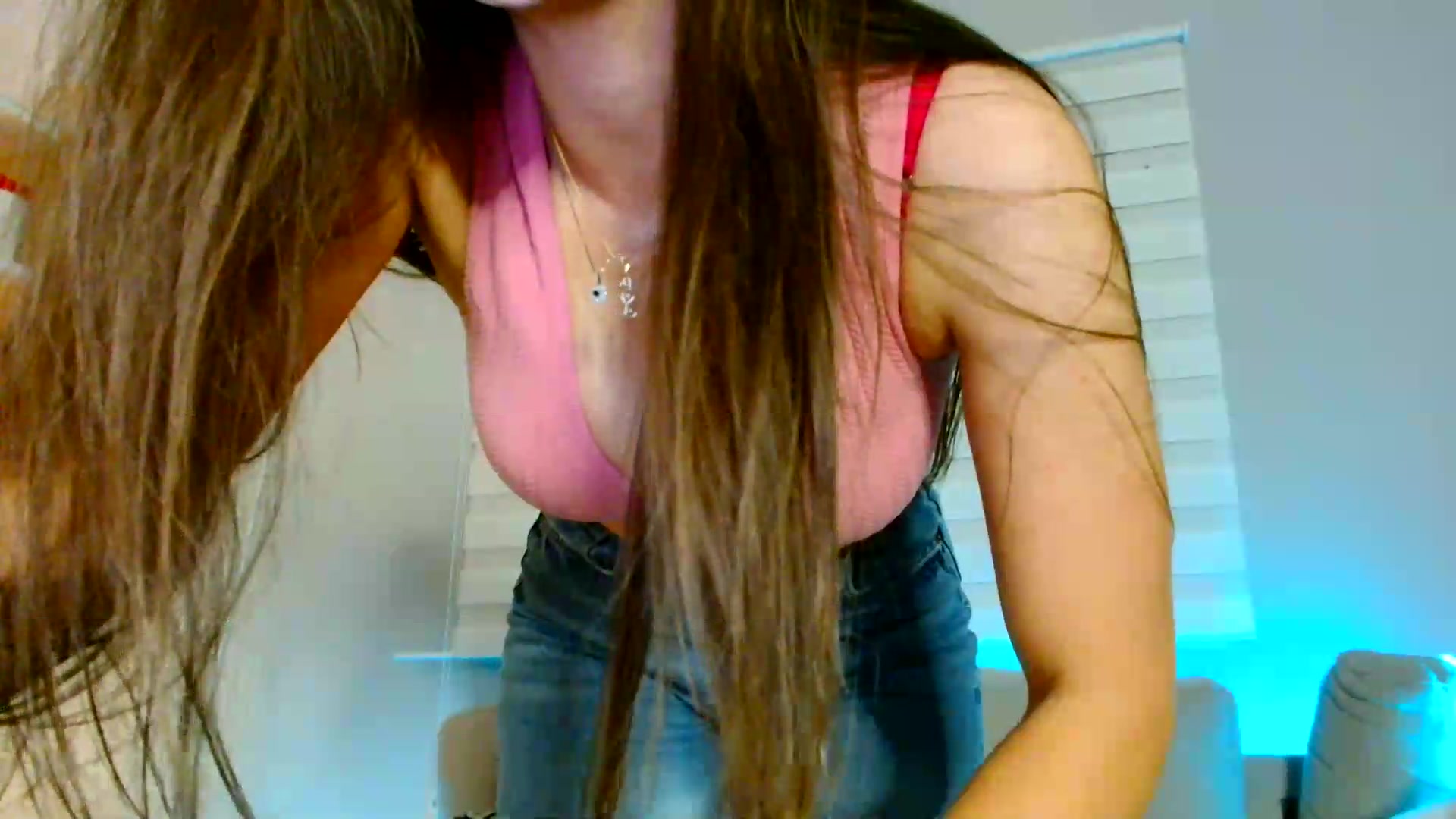 Gallery image thumbnail from Ana_Rose's myfreecams stream on, 09/12/2026, 24:35 image 11 of 20