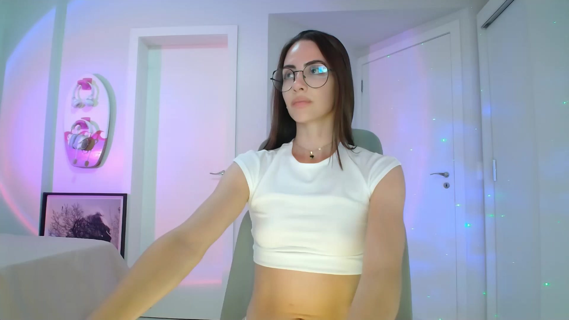 Gallery image thumbnail from Ana_YourFav's myfreecams stream on, 11/04/2024, 21:01 image 7 of 20